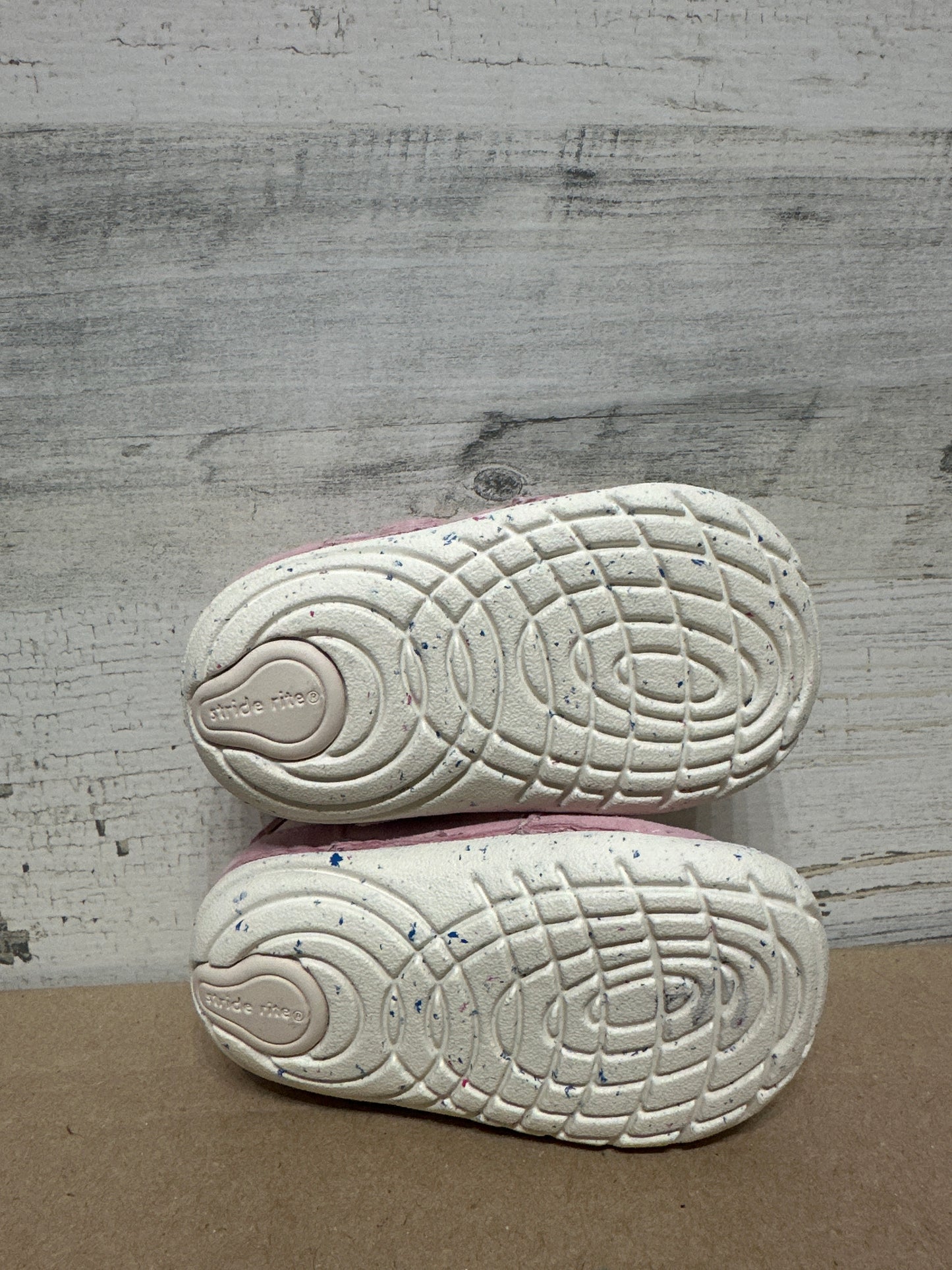 Girls Size 3.5 Medium Infant/Toddler Stride Rite Soft Motion Sprout Sneaker - Very Good Used Condition