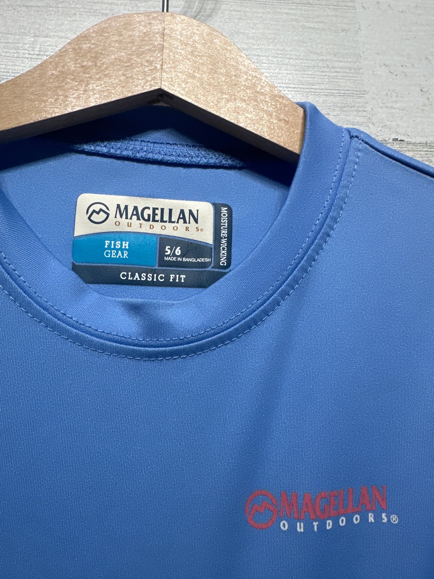 Boys Size 5/6 Magellan Moisture Wicking Fish Gear Long Sleeve Shirt - Good Used Condition