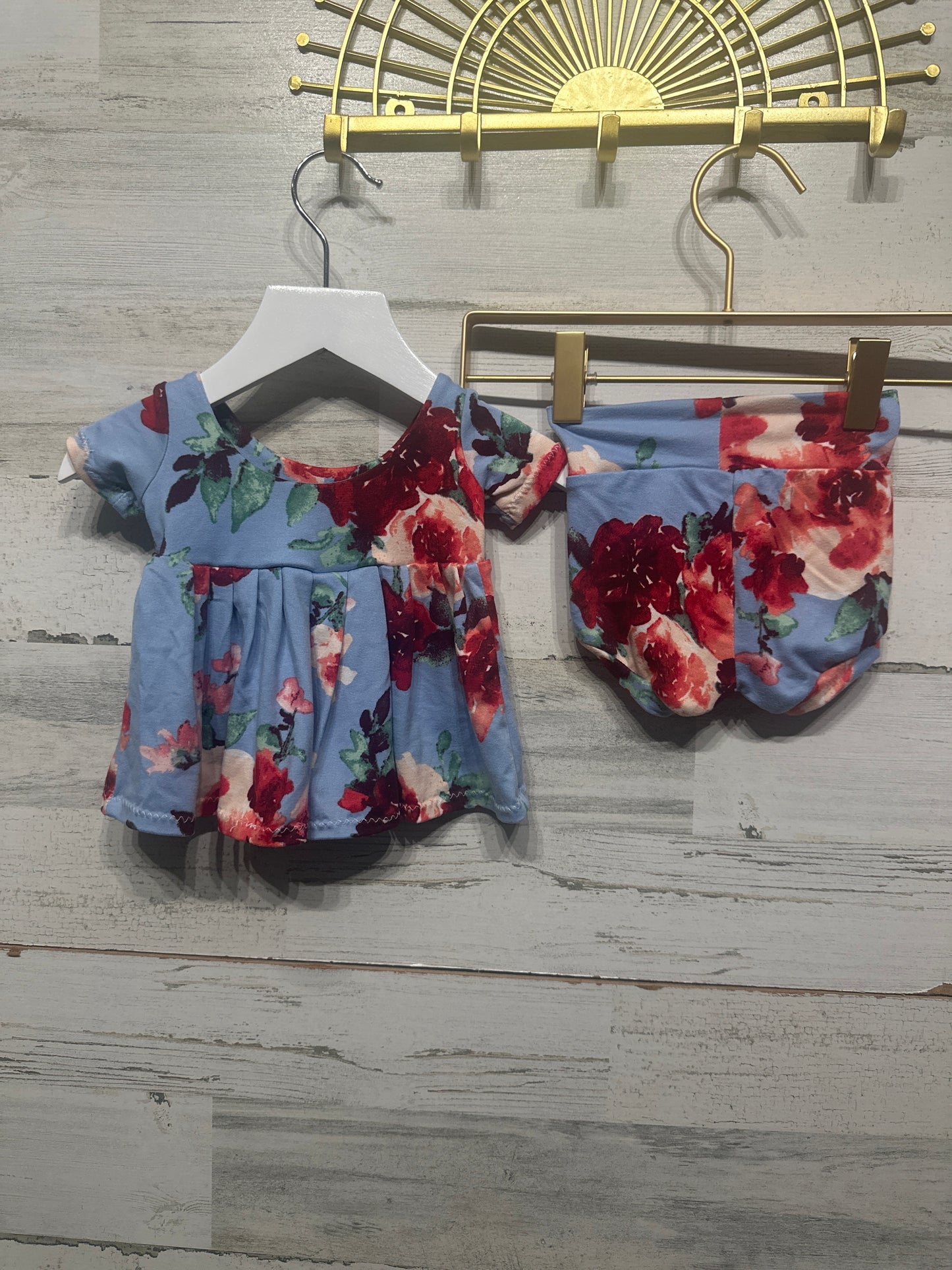 Girls Size 3-6m Pampered By DeGregory Handmade Bloomer Set - Very Good Used Condition
