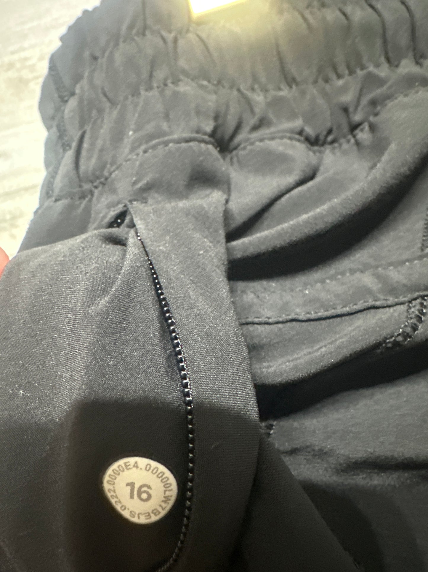 Women’s Size 16 Lululemon Black Athletic Shorts With Zip Pocket - Good Used Condition*