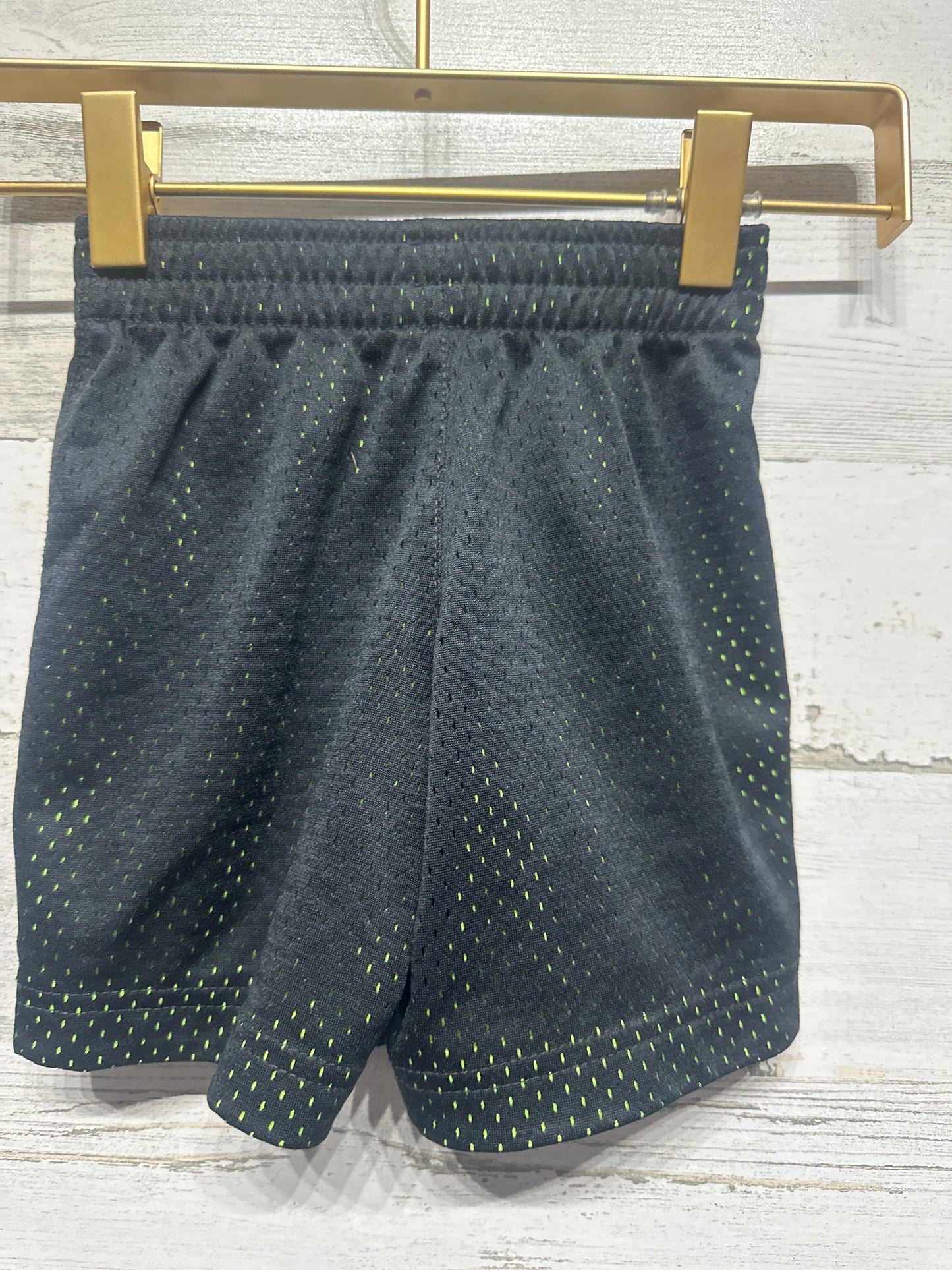 Boys Size 3t (Fits 2-3 yrs) Nike Athletic Shorts - Very Good Used Condition