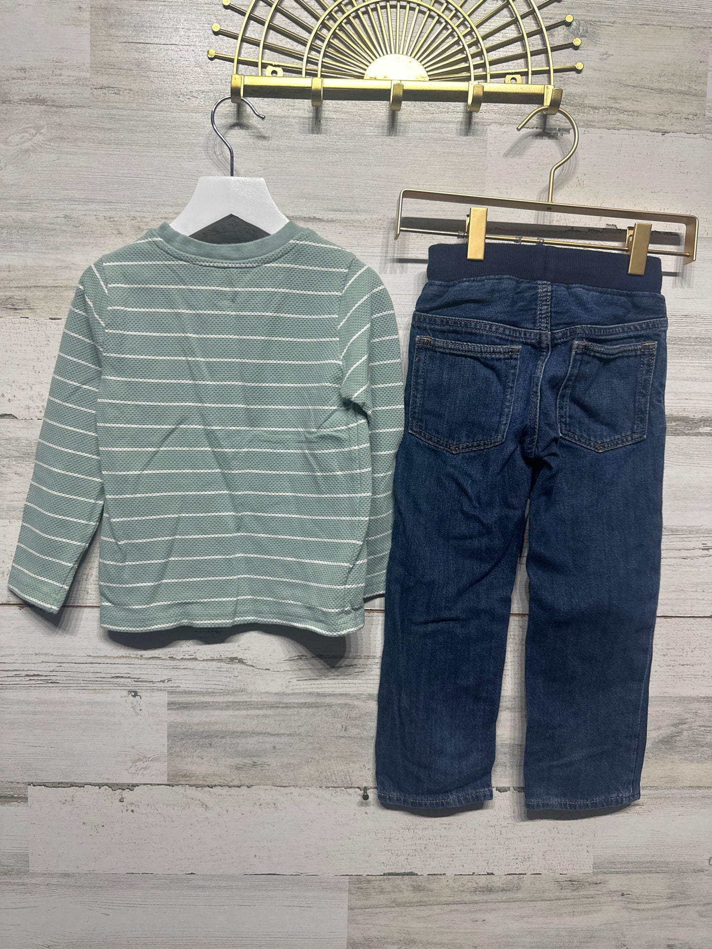 Size 4t Long Sleeve/Pants Outfit Set (2 Pieces) - Very Good Used Condition