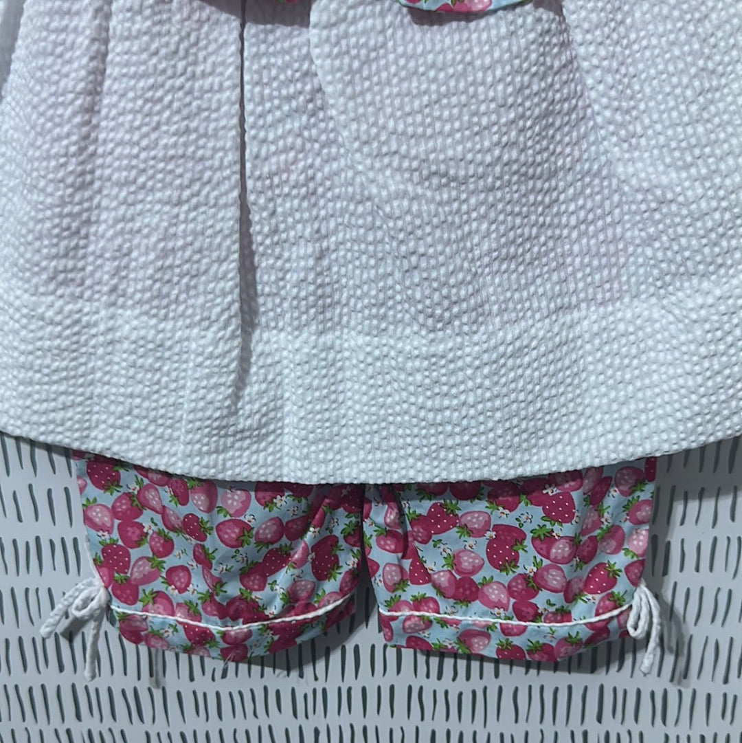 Girls Size 12m Petit Ami Strawberry Print Capri set - New With Tags