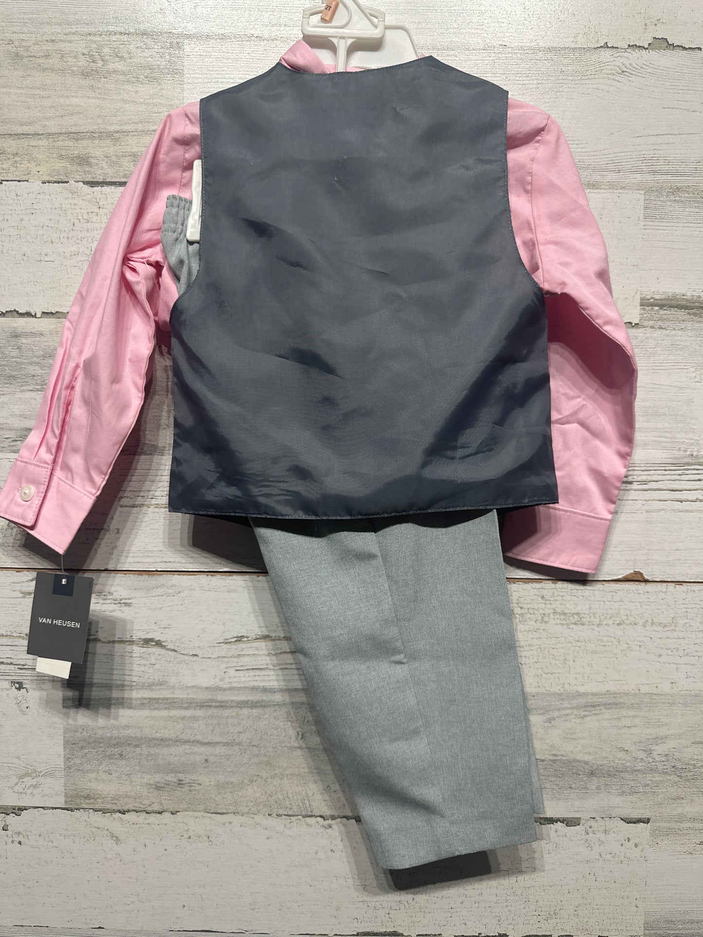 Boys Size 2t Van Heusen Four Piece Formal Set - New With Tags