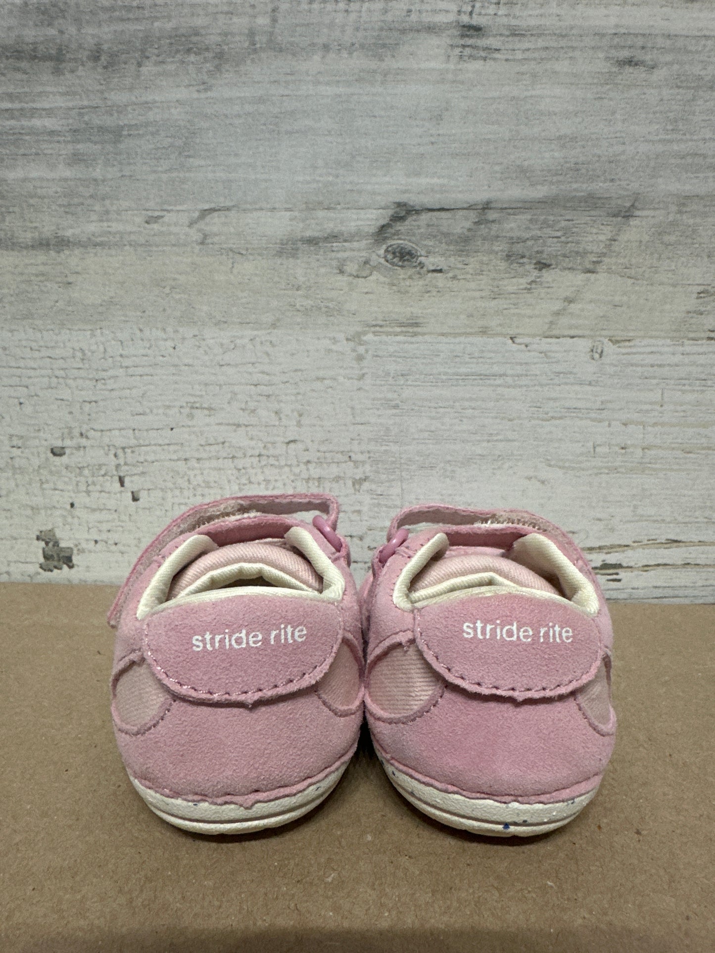Girls Size 3.5 Medium Infant/Toddler Stride Rite Soft Motion Sprout Sneaker - Very Good Used Condition