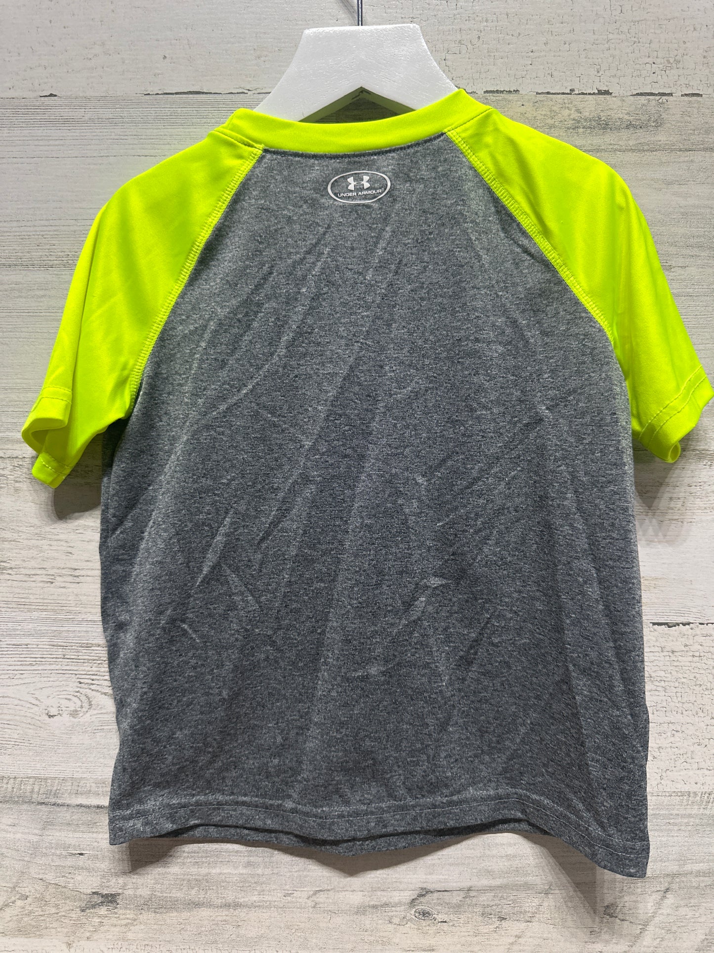 Boys Size 5 Under Armour Heatgear Shirt - Good Used Condition