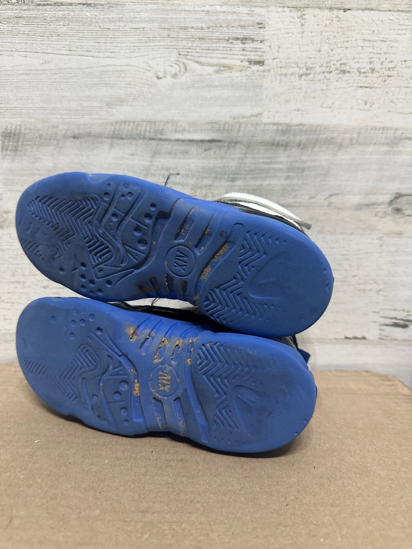 Size 3 (Youth) Jordan Jumpman Shoes - Play Condition*