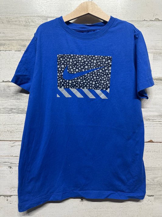 Size Medium (10-12)  Nike Blue T-Shirt - Play Condition*