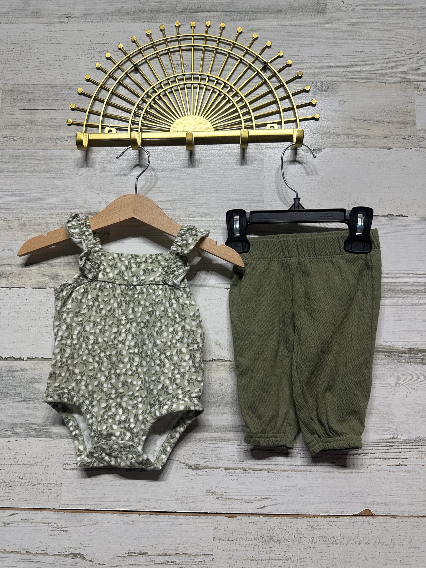 Girls Size 3m Carter's Clothing Lot - 5 Pieces - Good Used Condition