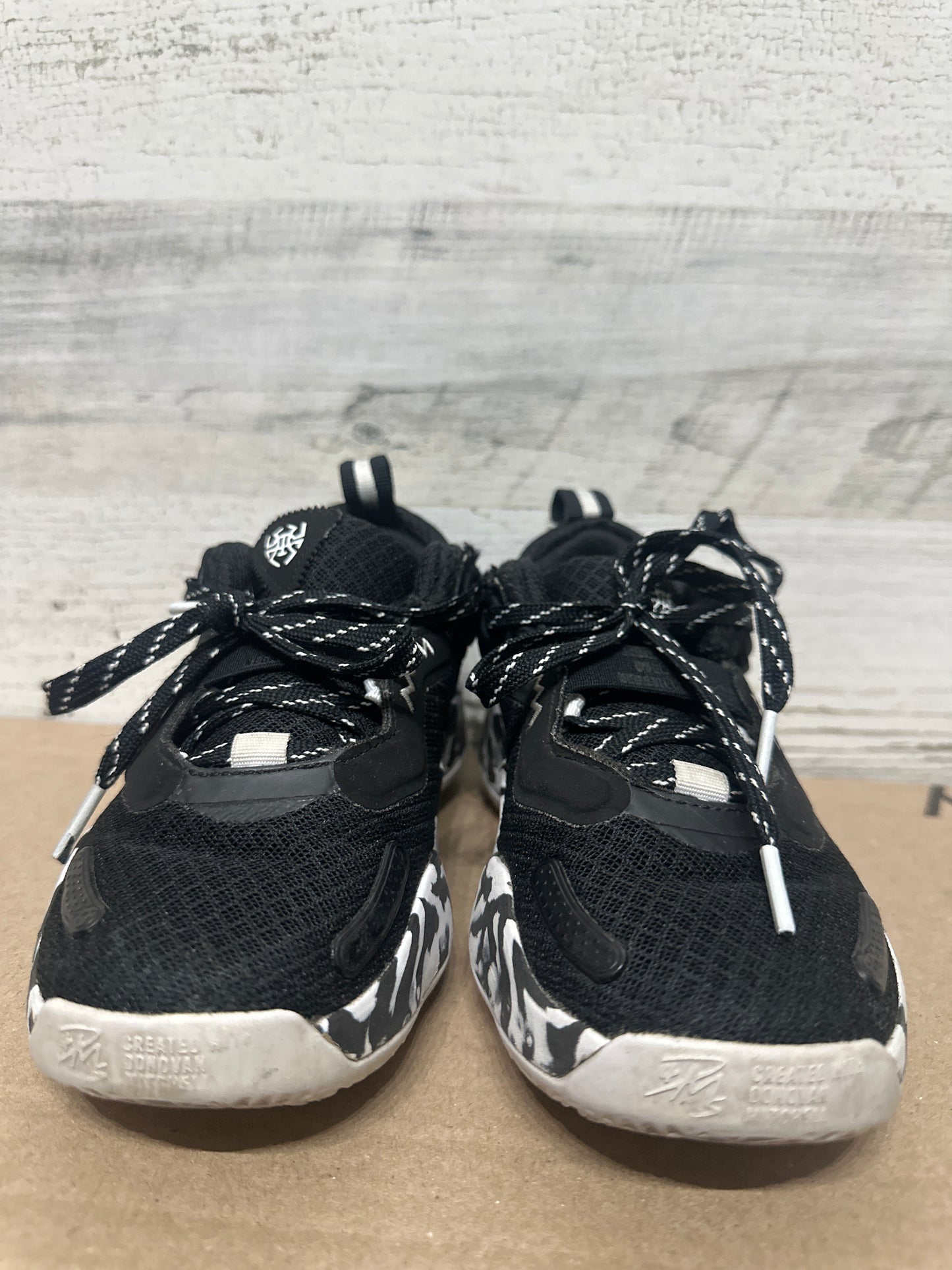 Boys Size Youth 1 Kids Adidas Hoops Basketball Shoes - Good Used Condition