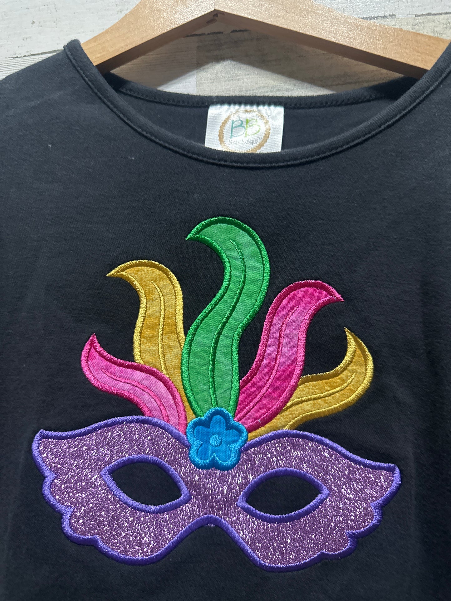 Girls Size 10 Blanks Boutique Mardi Gras Mask Applique Shirt - Good Used Condition