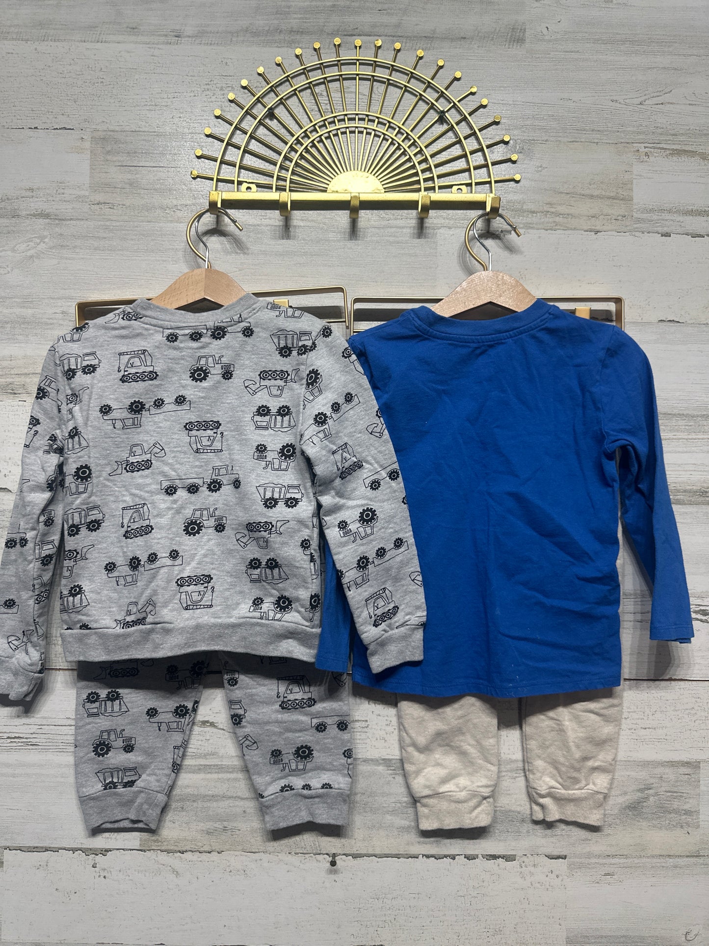 Size 4t Long Sleeve/Pants Clothing Lot (4 Pieces) - Good Used Condition