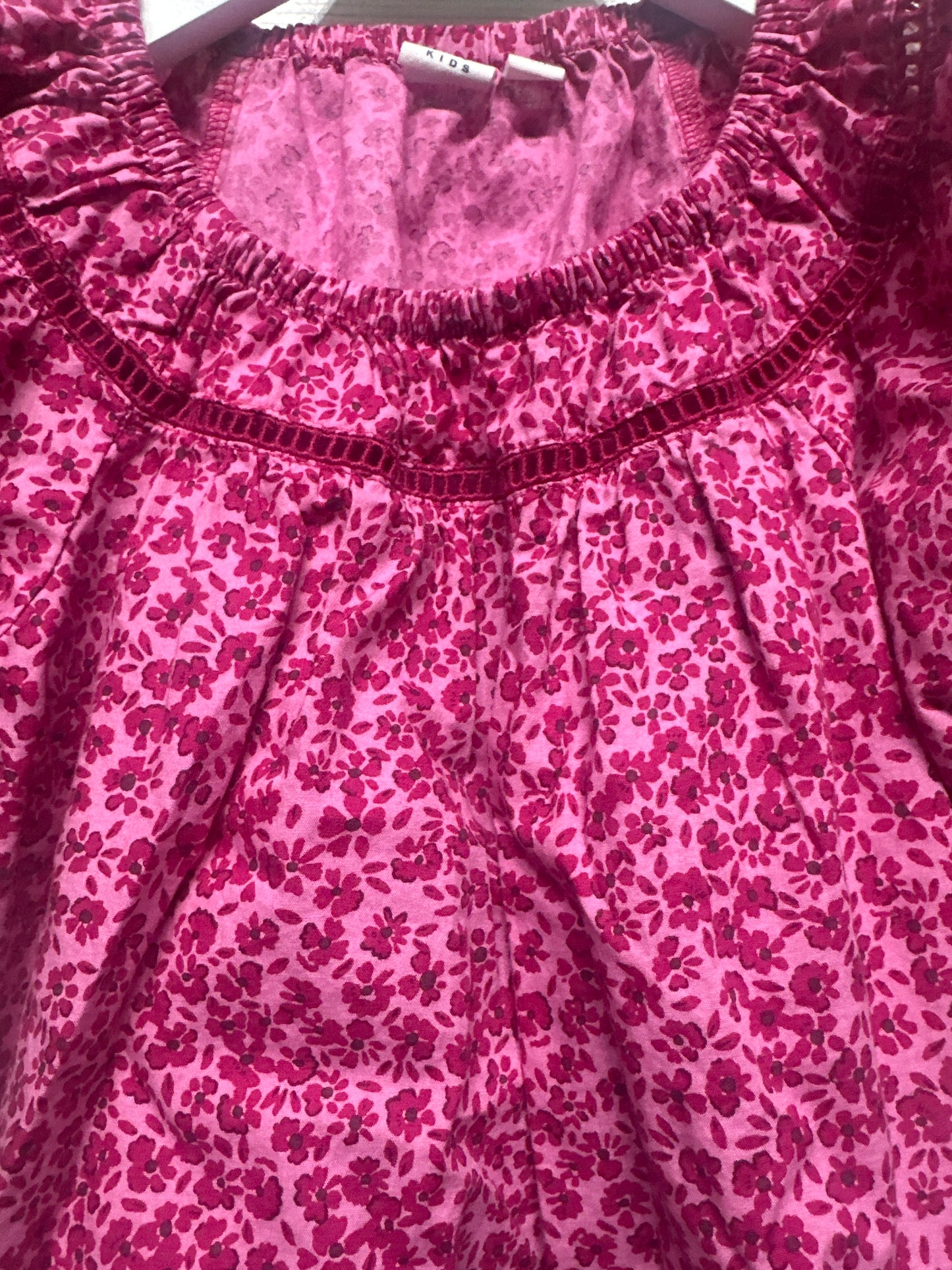 Girls Size 6-7 Gap Floral Shirt - Very Good Used Condition
