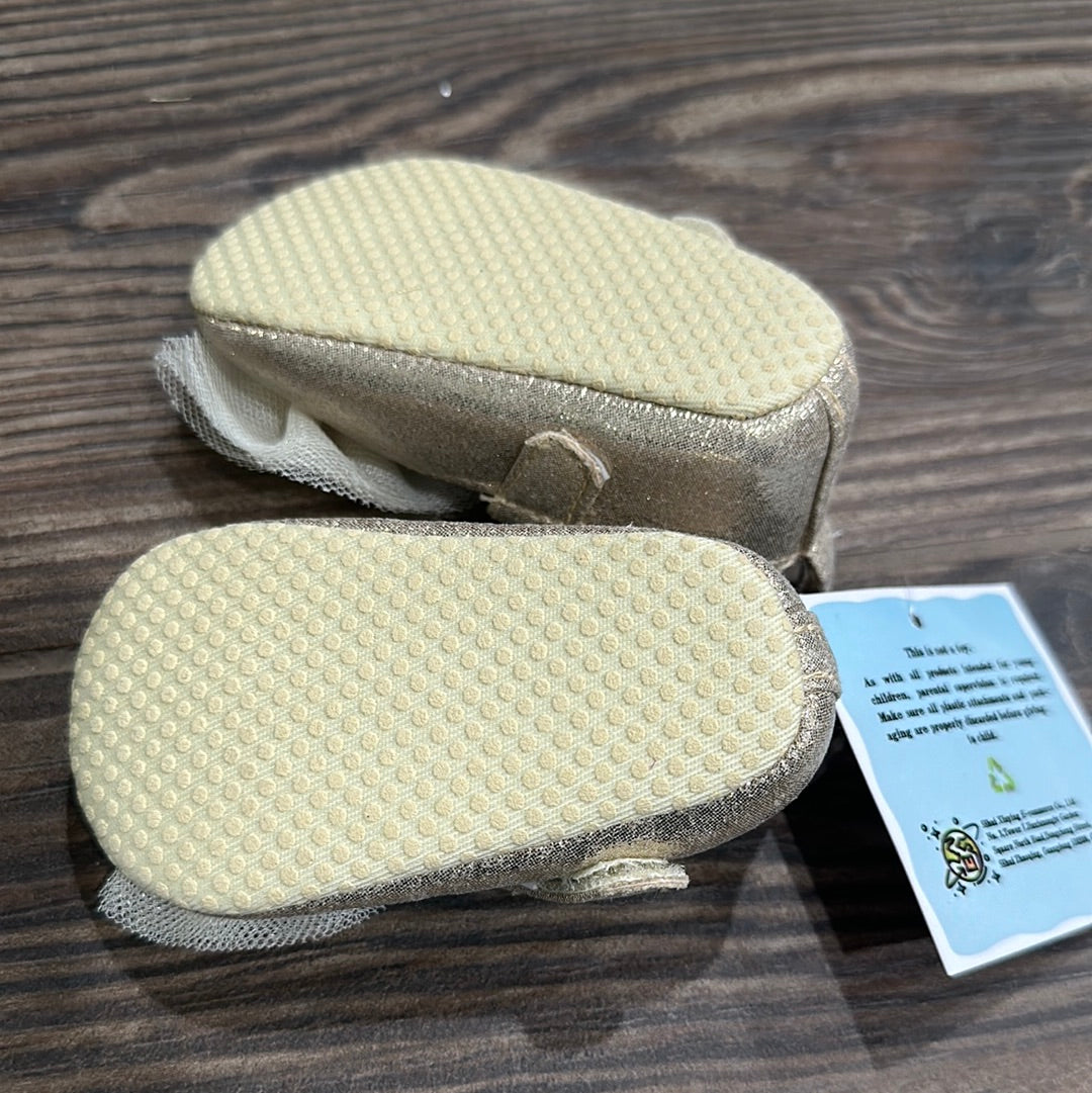 Girls Size 0-6m (Infant) Gold Bow Flats - New With Tags