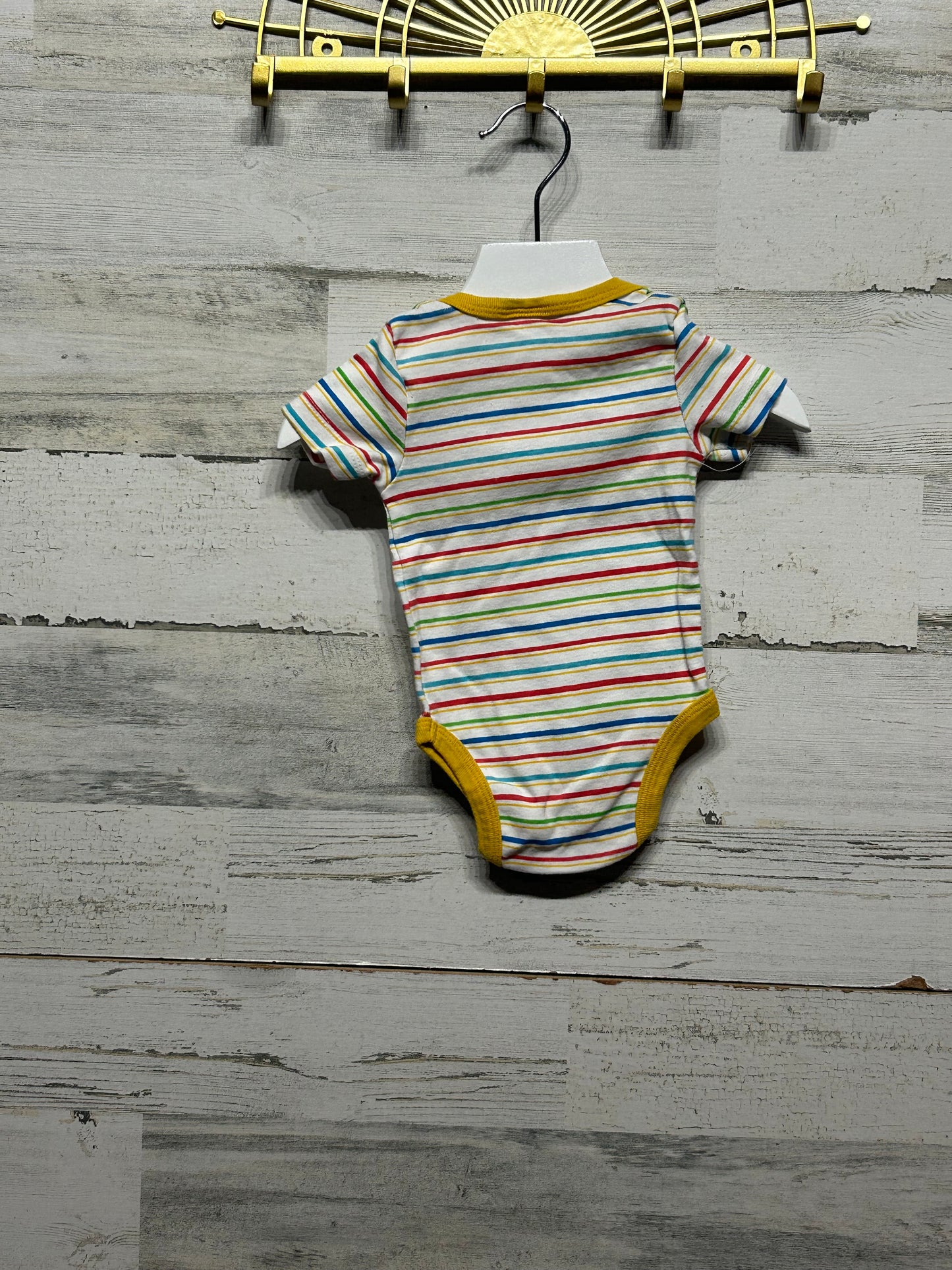 Boys Size 3-6m Sesame Street Elmo Bodysuit - Good Used Condition