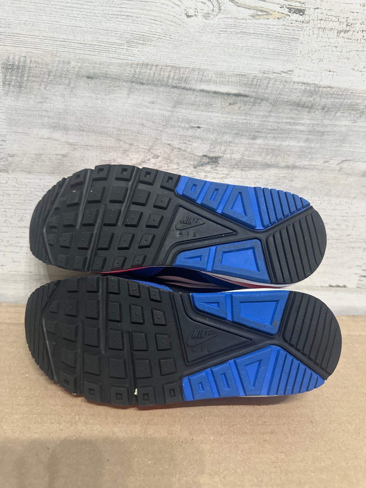 Size 5.5 Nike Air Max Correlate Shoes - Very Good Used Condition