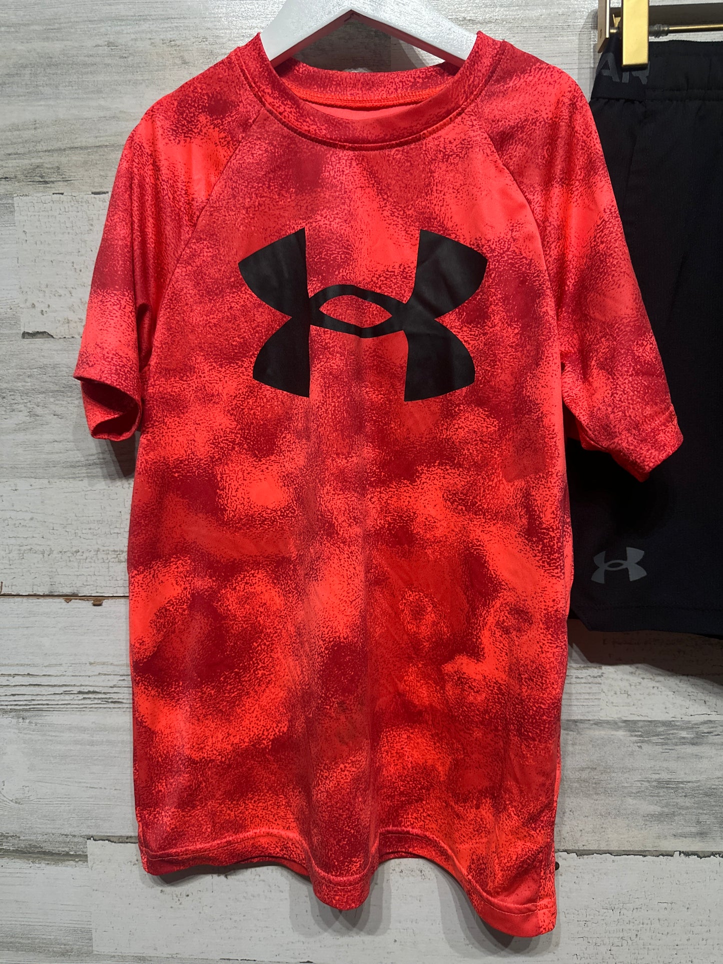 Size Youth Medium (10-12) Under Armour Shirt and Black Drifit Shorts - Very Good Used Condition