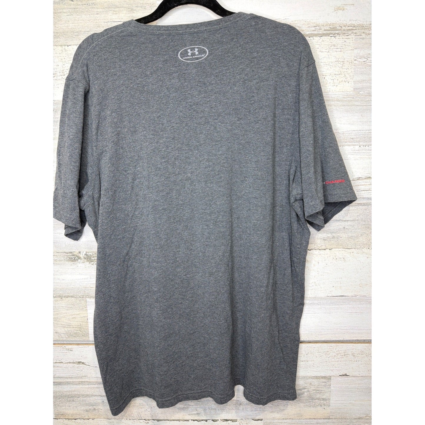 Under Armour V-Neck Shirt Mens 2XL Gray Charged HeatGear Loose EUC6