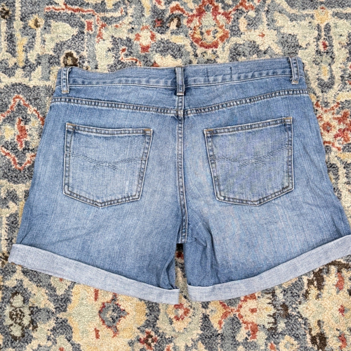 Gap 1969 Sexy Boyfriend Shorts Women 29/8 Blue Denim Cuffed Casual EUC5