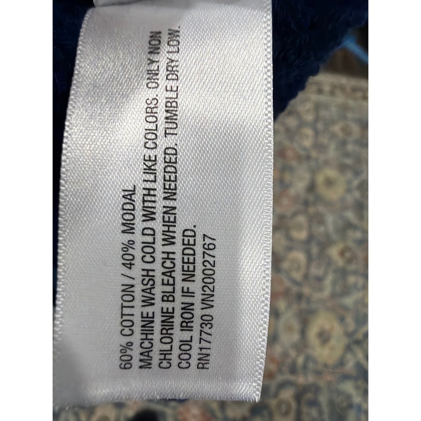 Universal Thread Sweatshirt Women Soft XL Blue V-Neck Raglan Soft Athleisure EUC5