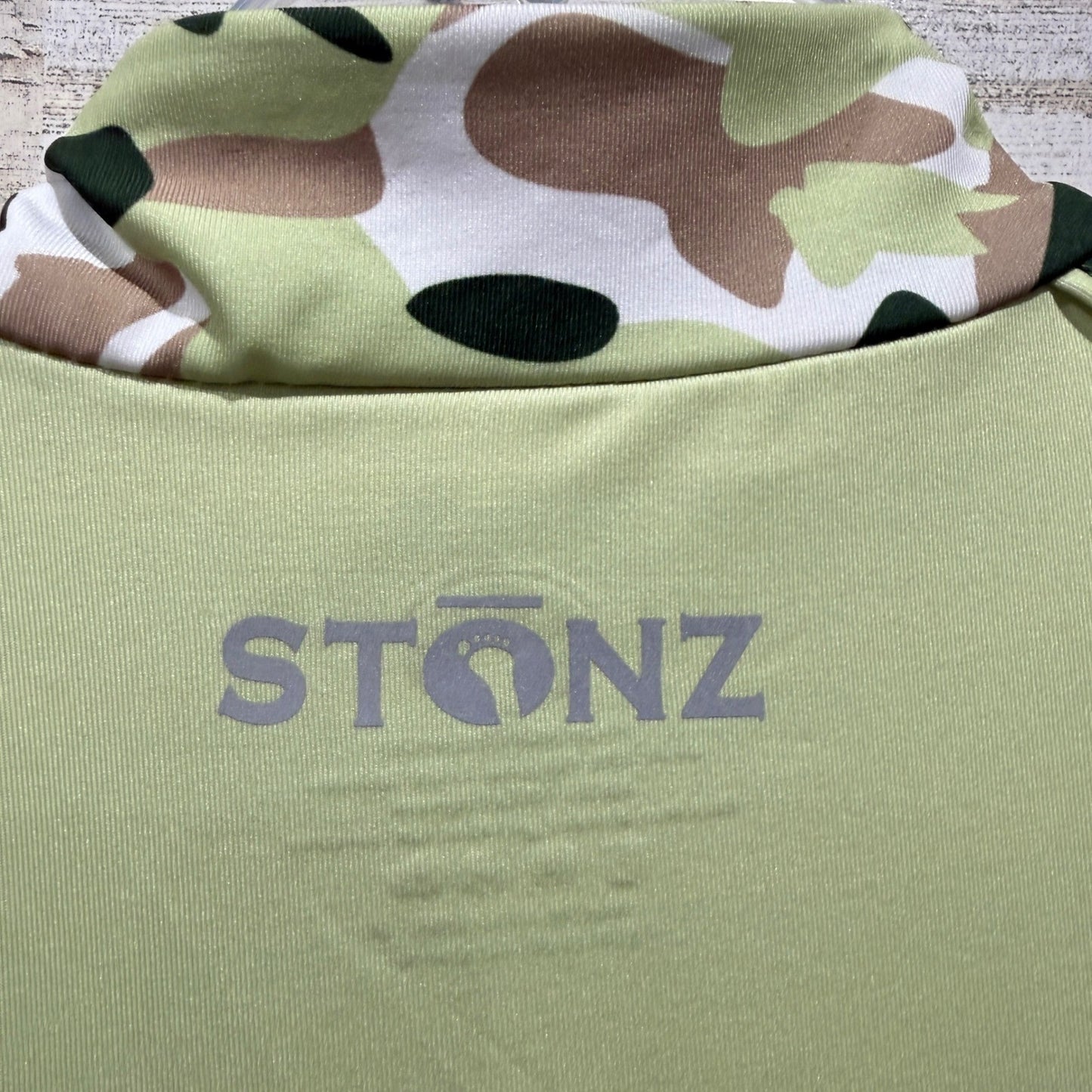 Stonz Sun Suit Boys 18-24M Green Camo UPF 50 Rash Guard Gorpcore NWT4
