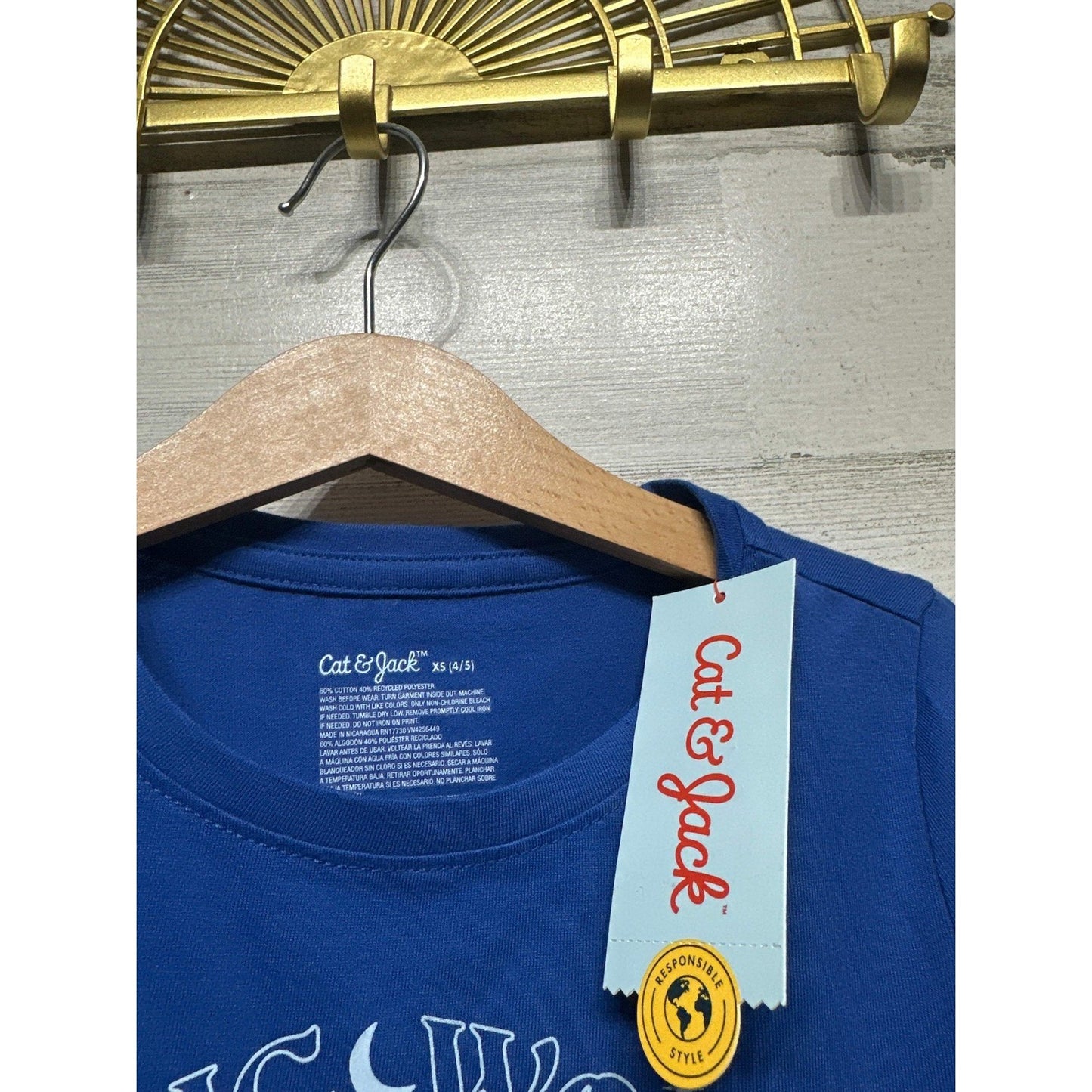 Cat & Jack Graphic Tee Boys XS 4/5 Blue Cosmic Wonder Space NWT1