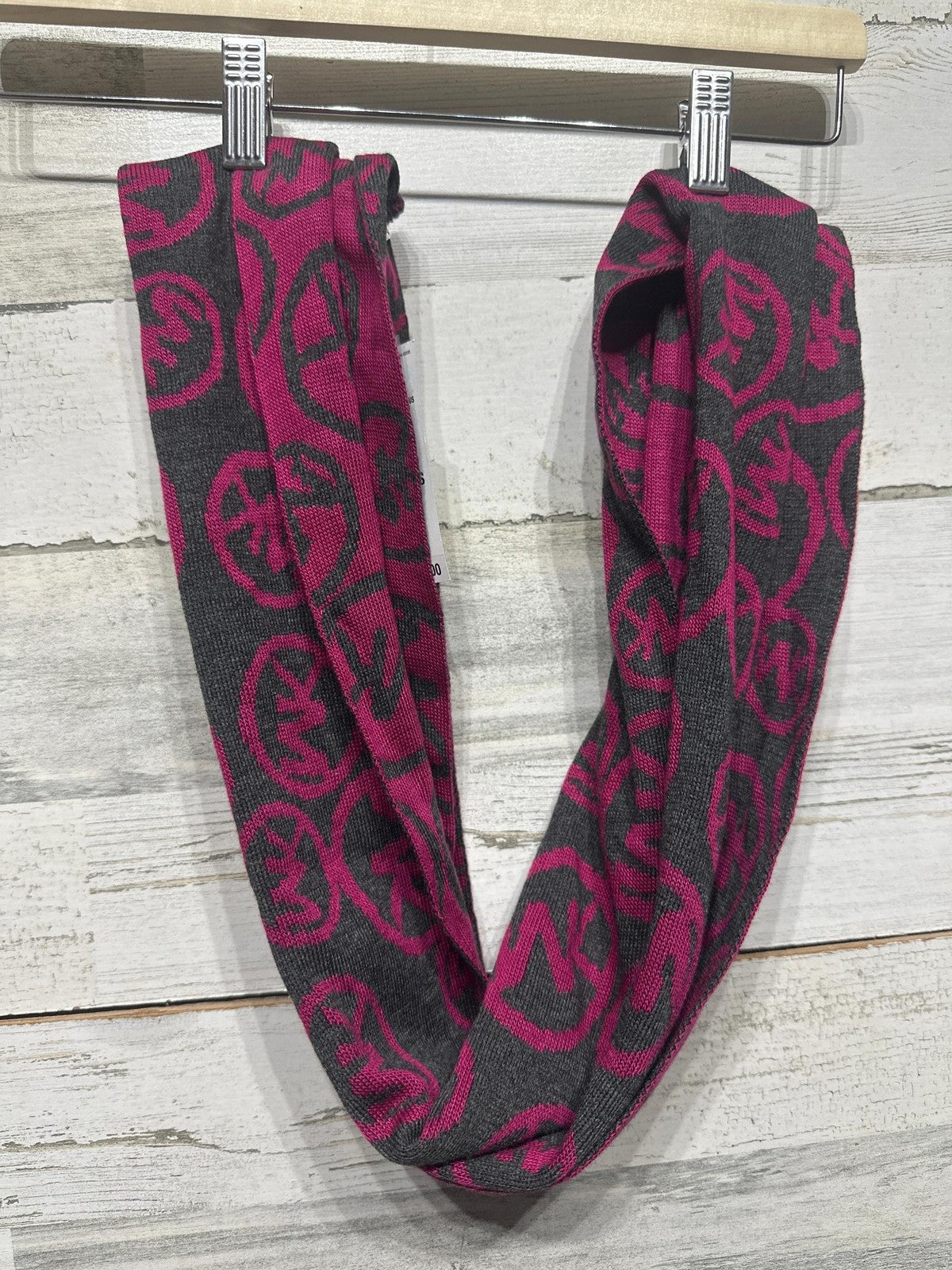 Michael Kors Infinity Scarf Womens OS Pink Grey Logo Knit NWT2