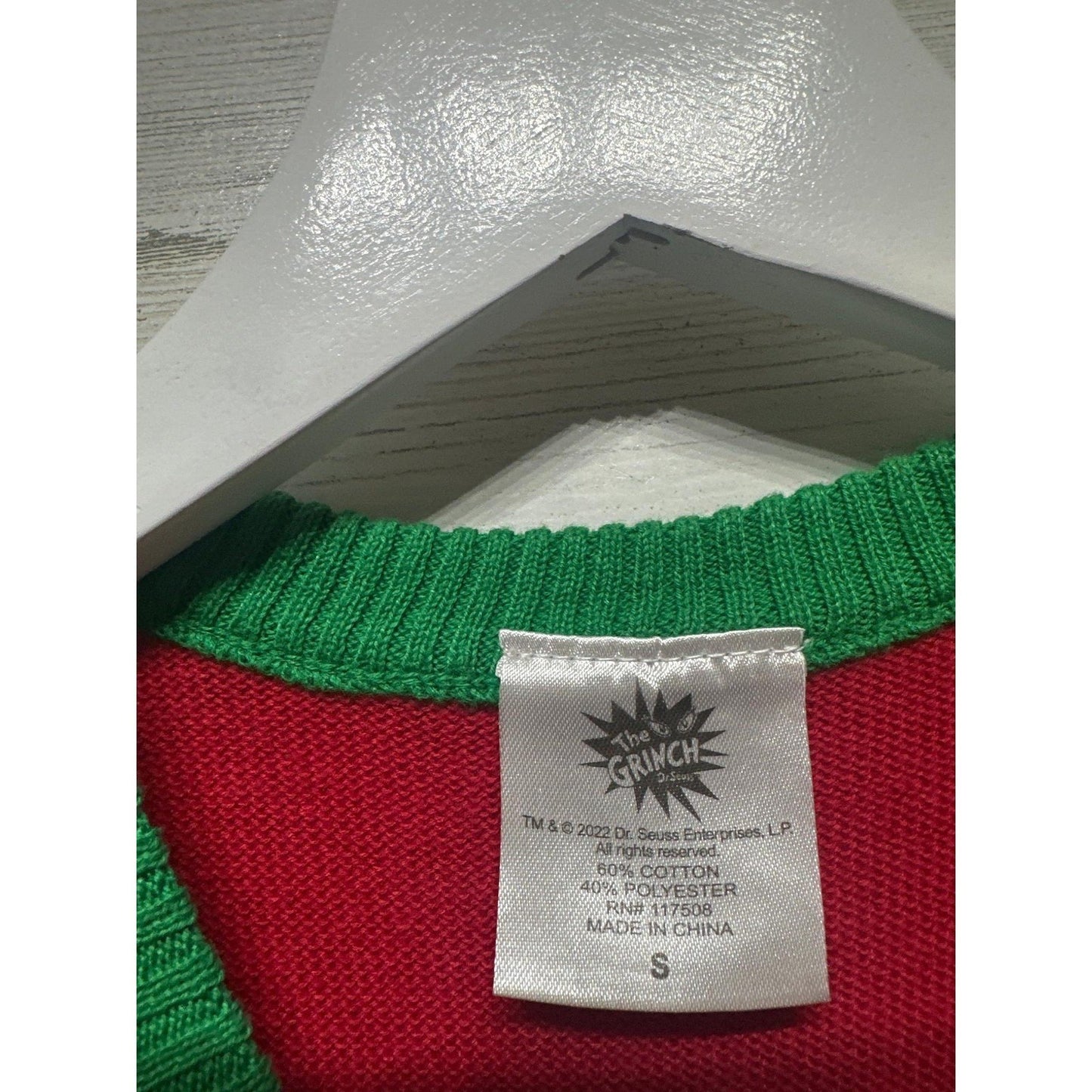 Dr. Seuss The Grinch Sweater Youth 7/8 Red Green Graphic Knit Holiday EUC2
