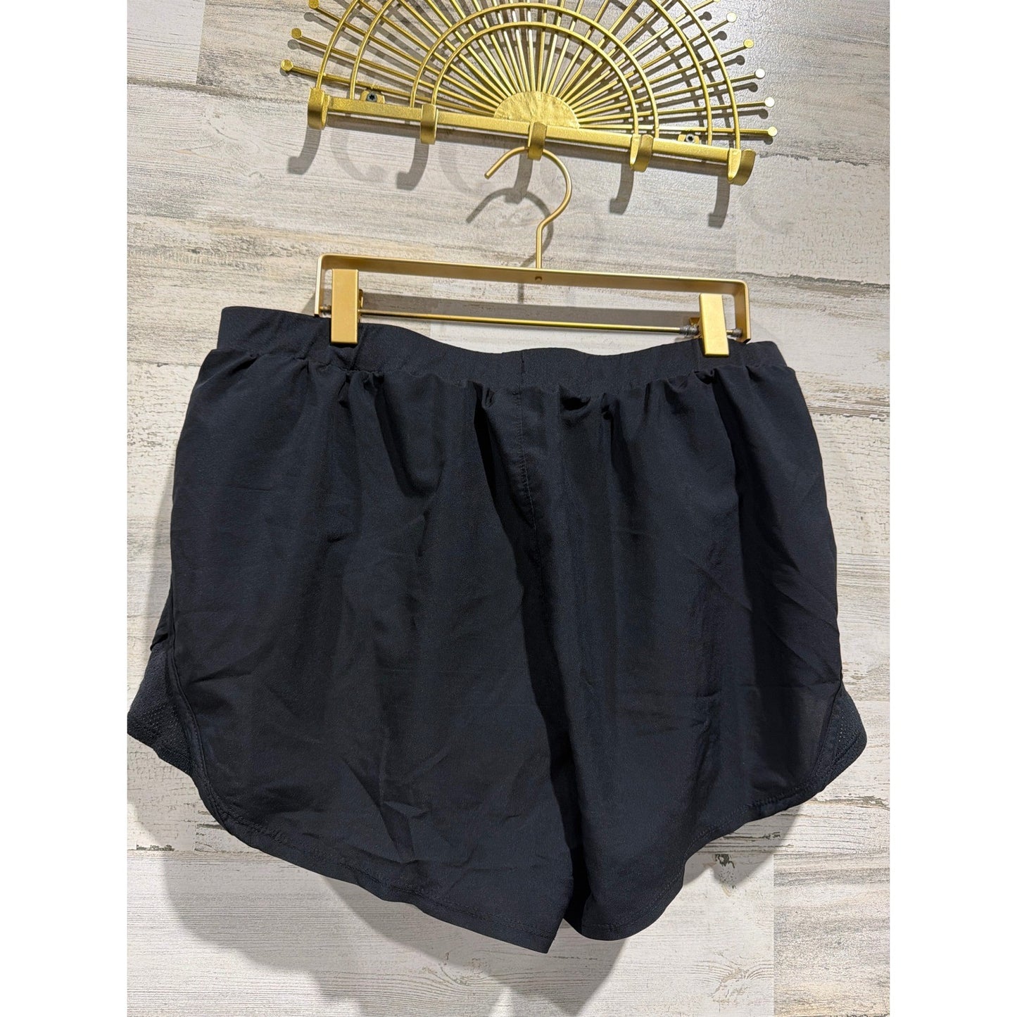 Under Armour Fly By 2.0 Shorts Women Large Black Mesh Running Athletic EUC3