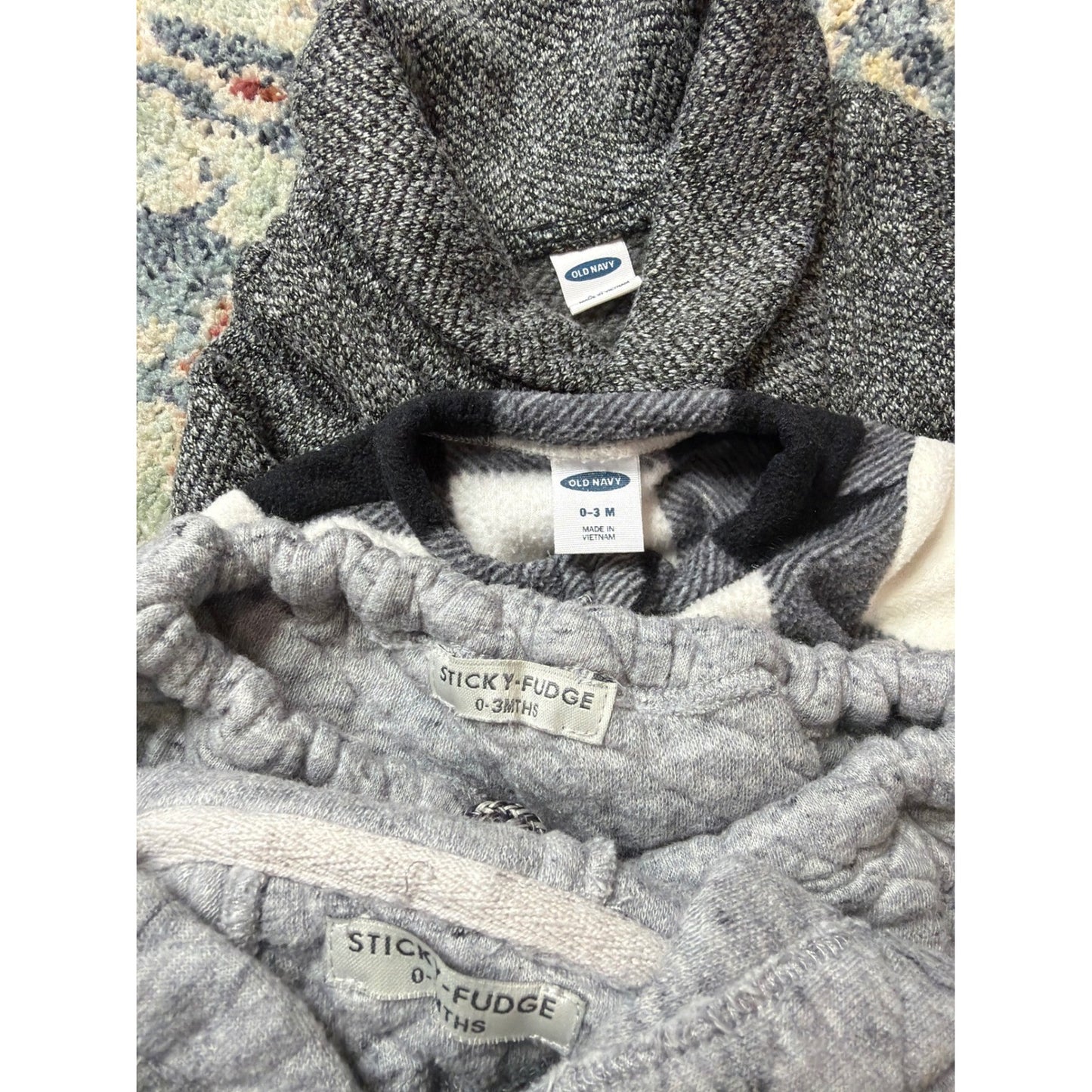 Old Navy Sticky Fudge Bundle Boys 0-3M Grey Black Plaid Quilted Romper EUC5