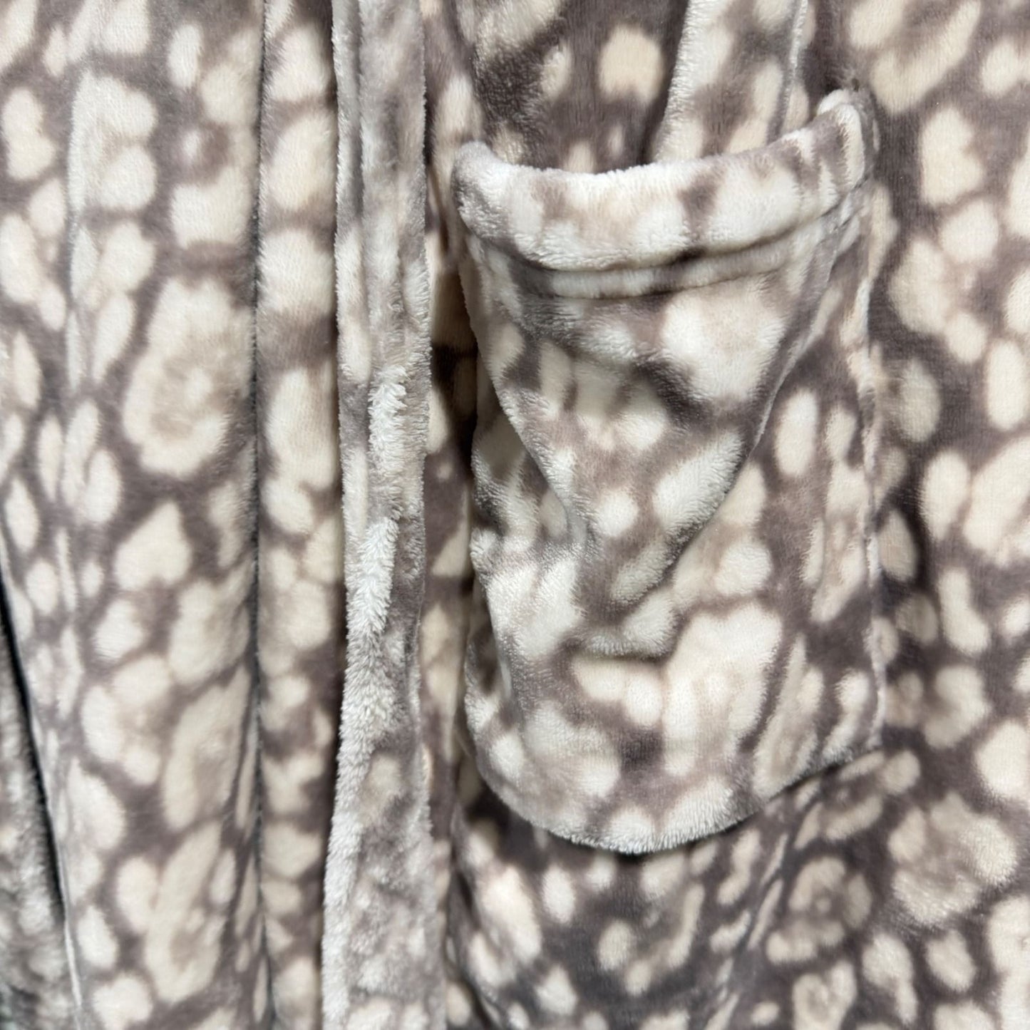 Soma Plush Robe Women XXL Tan Snow Leopard Animal Print Loungewear EUC6