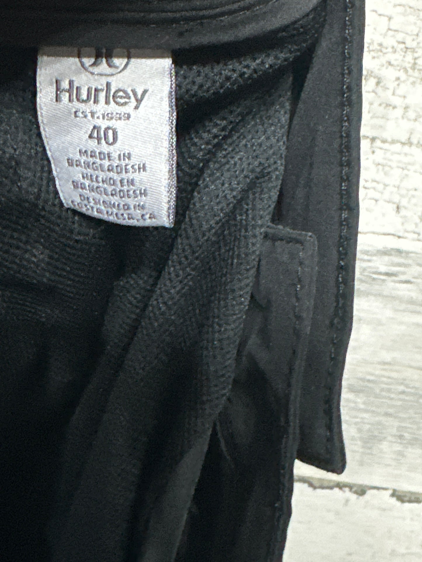 Hurley Men’s Size 40 Quick Dry Black Shorts VGUC