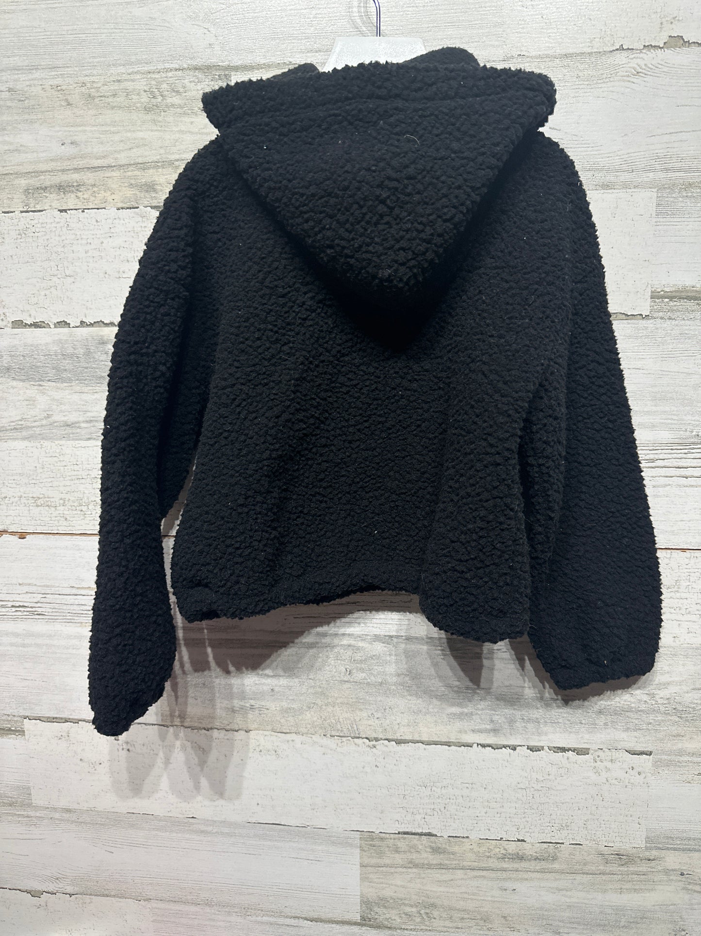 Girls Size 6-7 (Small) Old Navy Black Sherpa Slightly Cropped Hooded Pullover - Good Used Condition