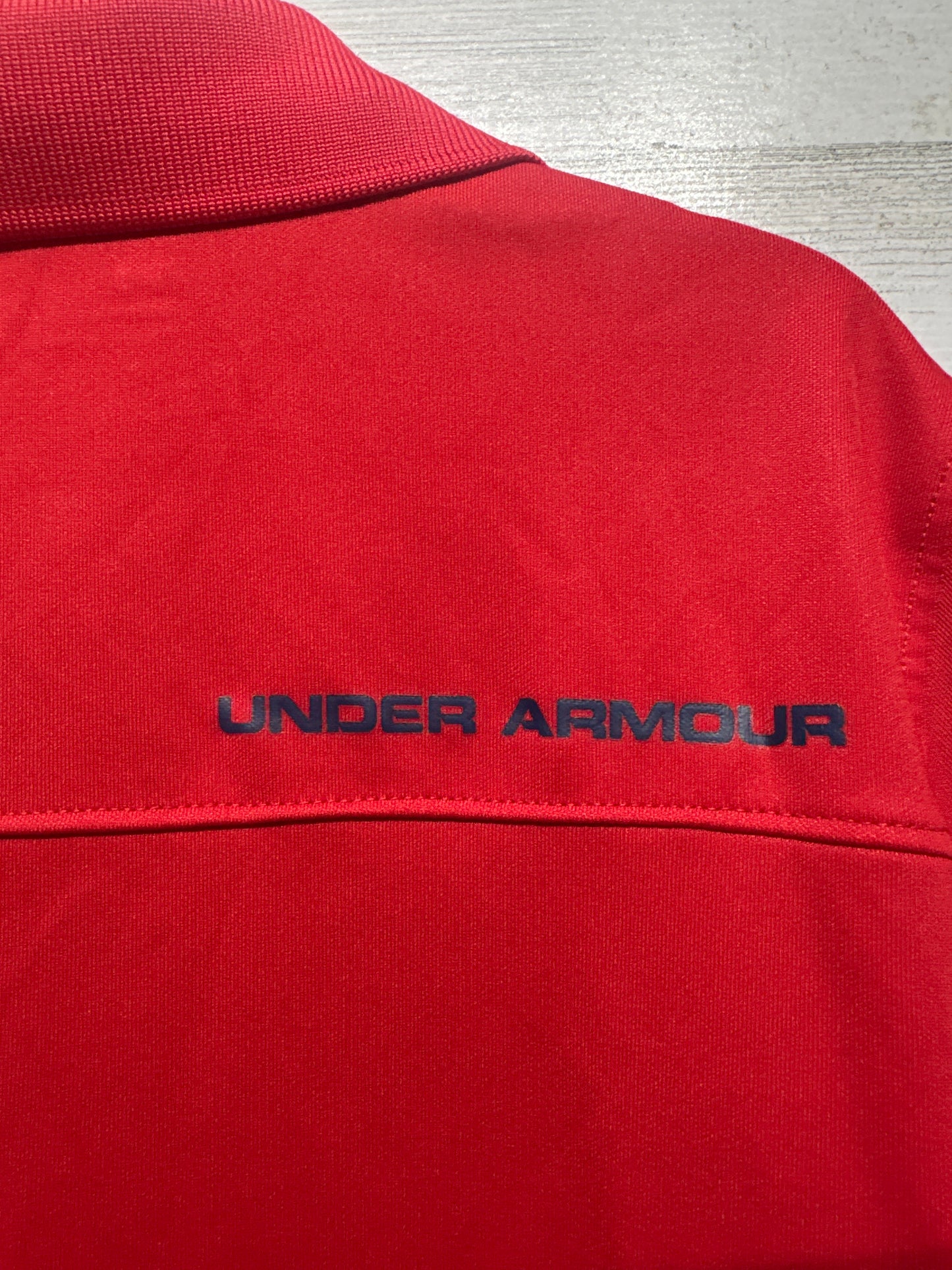 Boys Size Youth Medium (10-12) Loose Under Armour Red Heatgear Polo Shirt - Very Good Used Condition