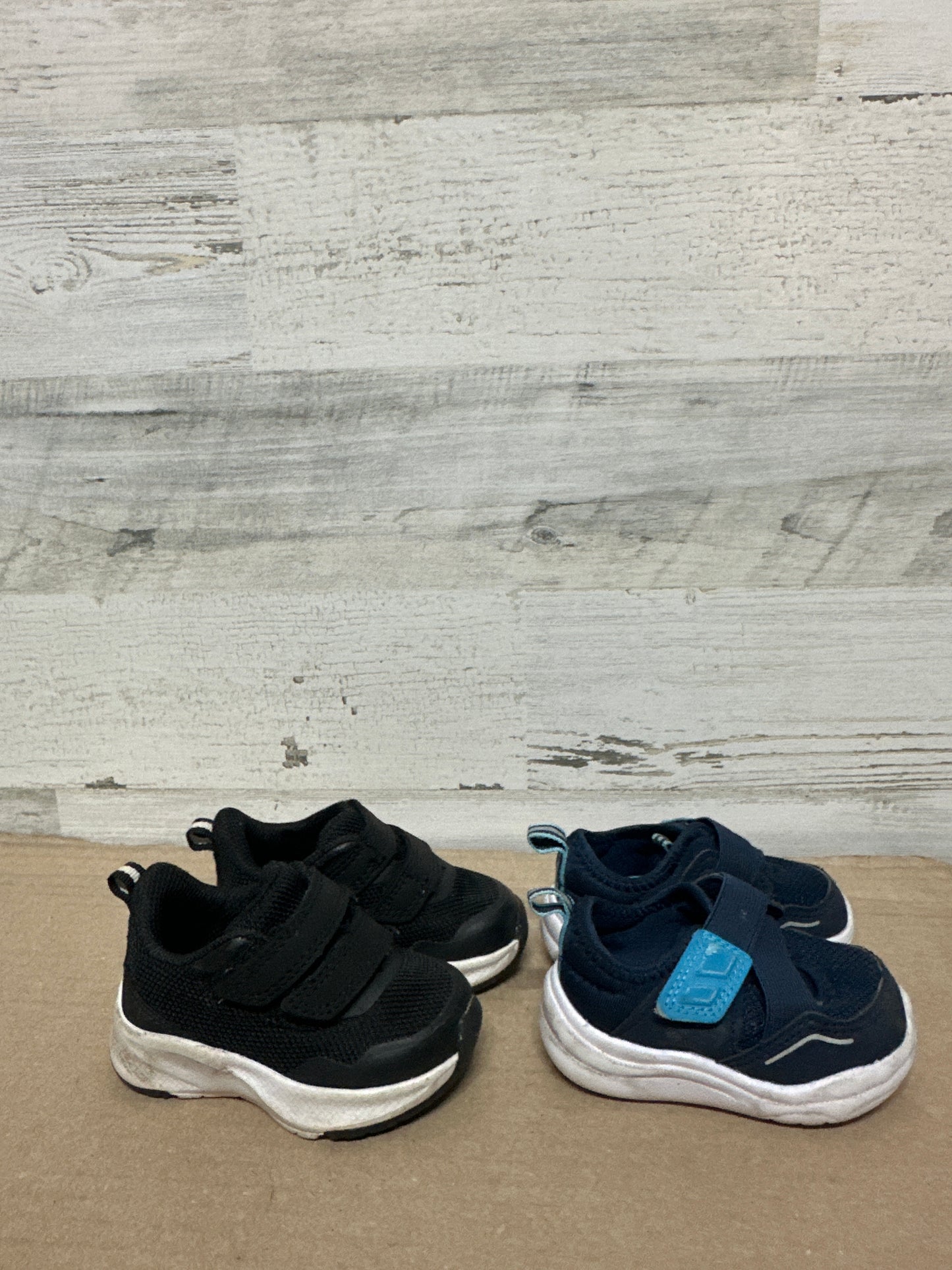 Size 2 (Infant) Athletic Works Shoes - Good Used Condition*