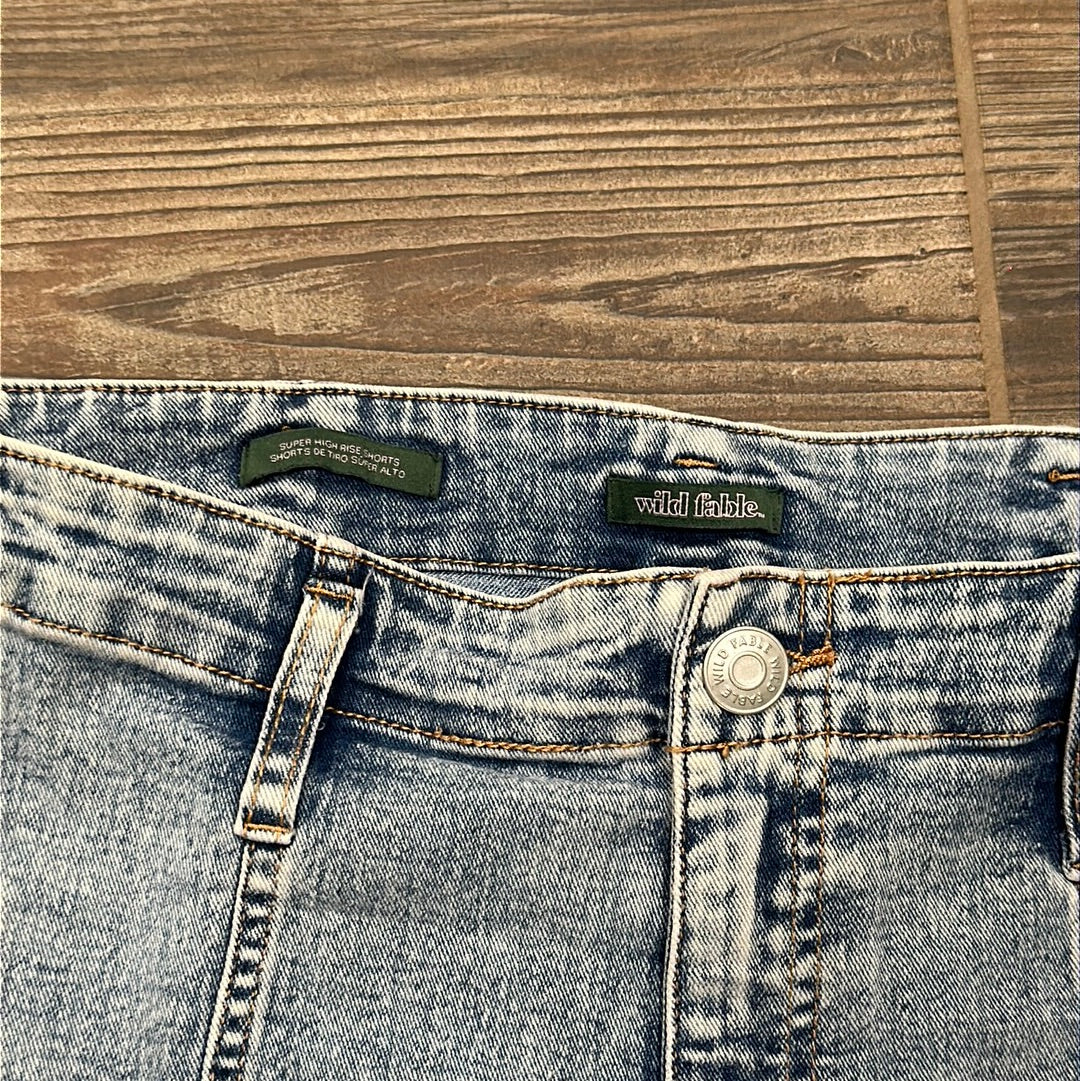 Women's Size 6 Wild Fable Super High Rise Shorts - New With Tags