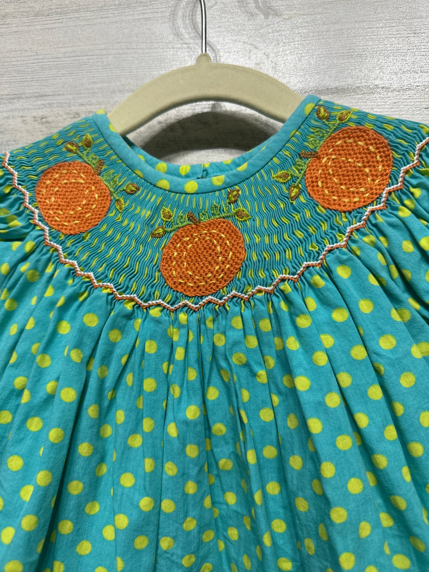 Girls Size 12m Smocked Auctions Pumpkin Outfit Set - Very Good Used Condition