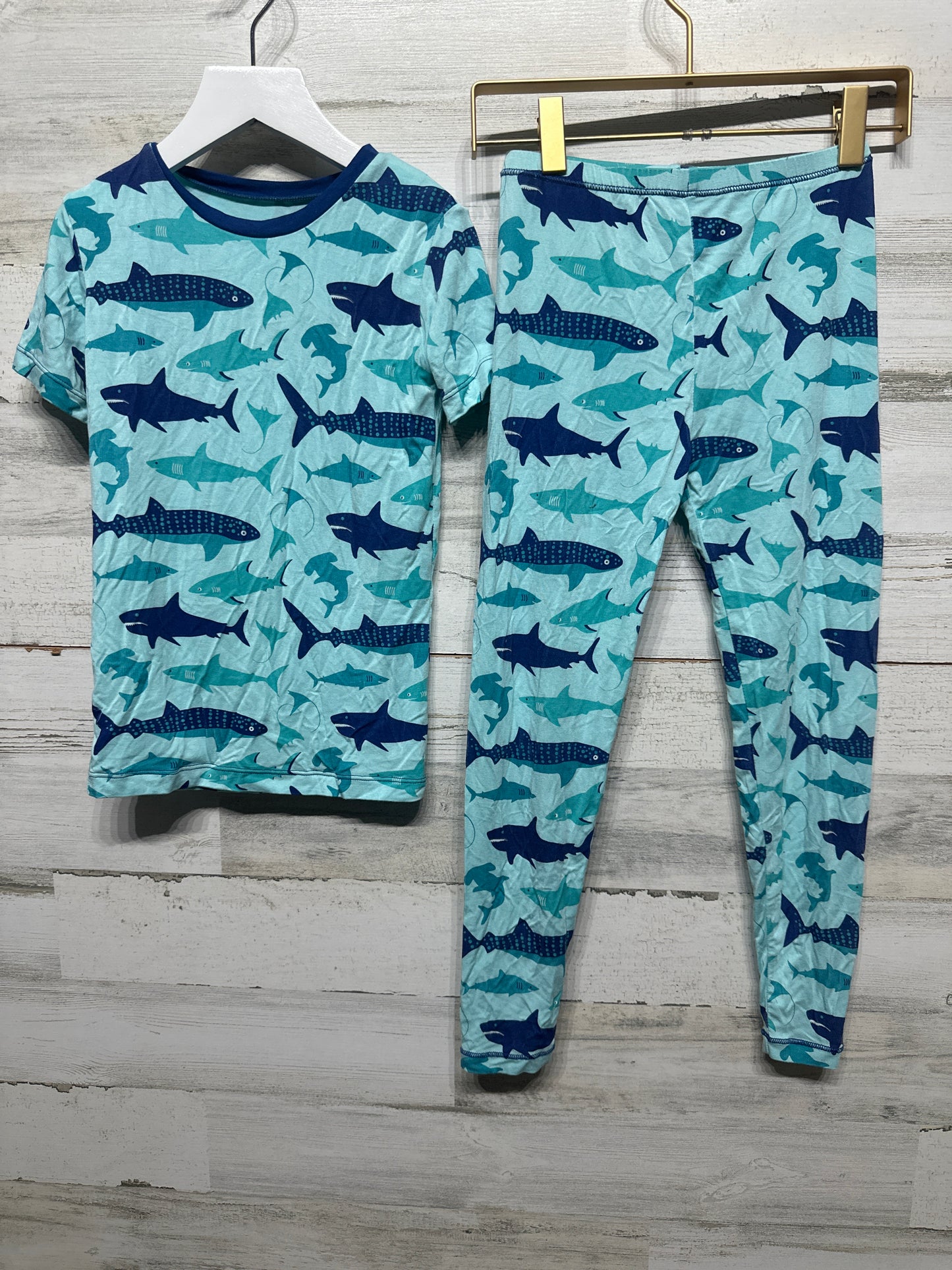 Boys Size 8 Kickee Pants Bamboo Shark Fitted Pajama Set - Very Good Used Condition