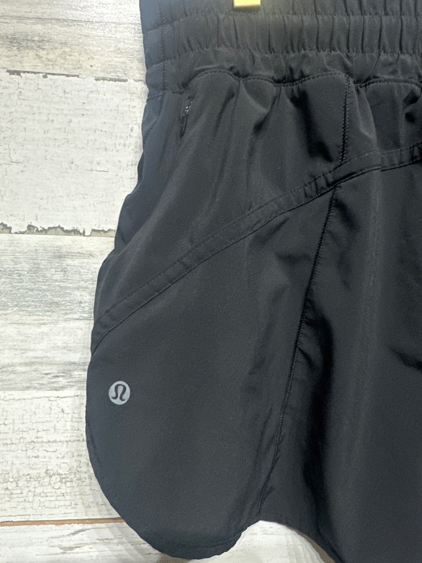 Women’s Size 16 Lululemon Black Athletic Shorts With Zip Pocket - Good Used Condition*