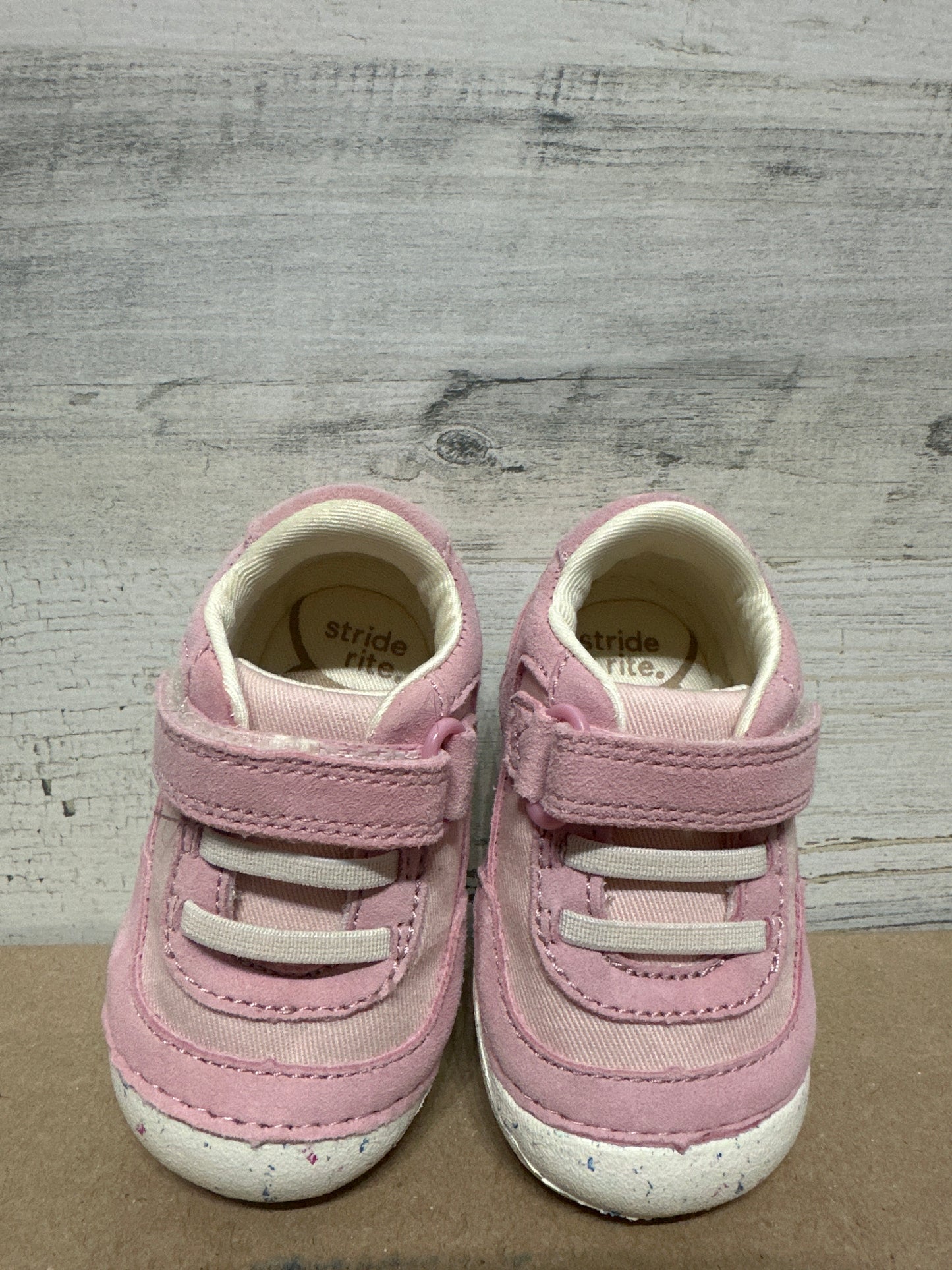 Girls Size 3.5 Medium Infant/Toddler Stride Rite Soft Motion Sprout Sneaker - Very Good Used Condition