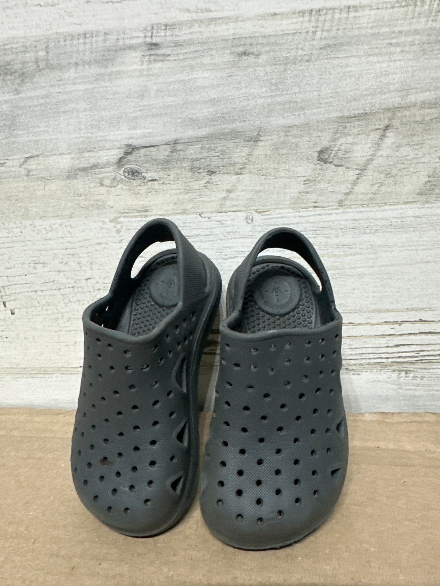 Size 5-6 (Toddler) Totes Clogs - Good Used Condition