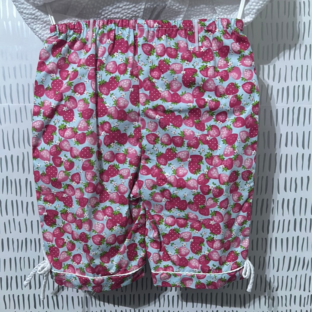 Girls Size 12m Petit Ami Strawberry Print Capri set - New With Tags