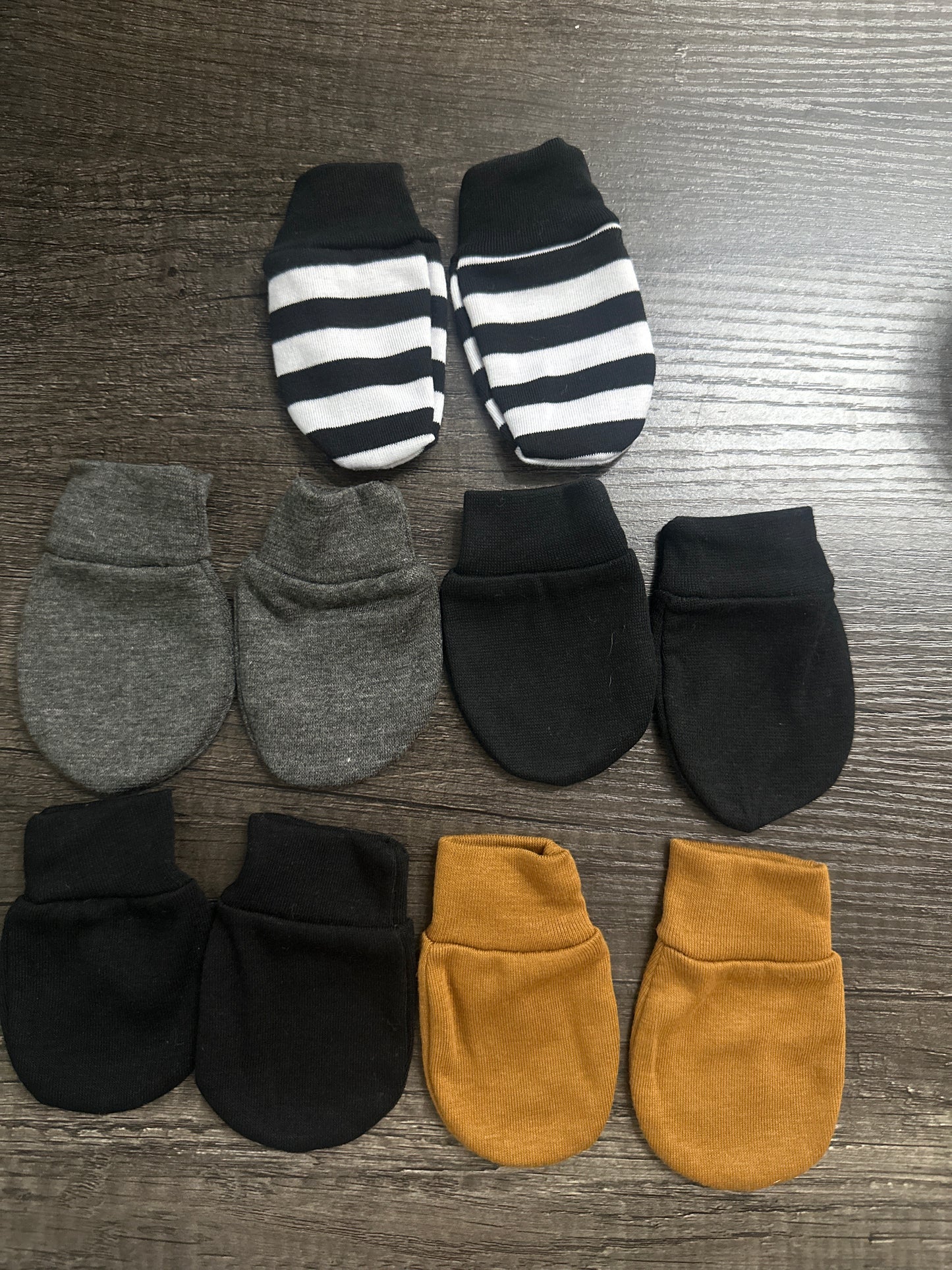 Infant Hand Covers / Mittens Gender Neutral - Size Newborn - 6m - Very Good Used Condition