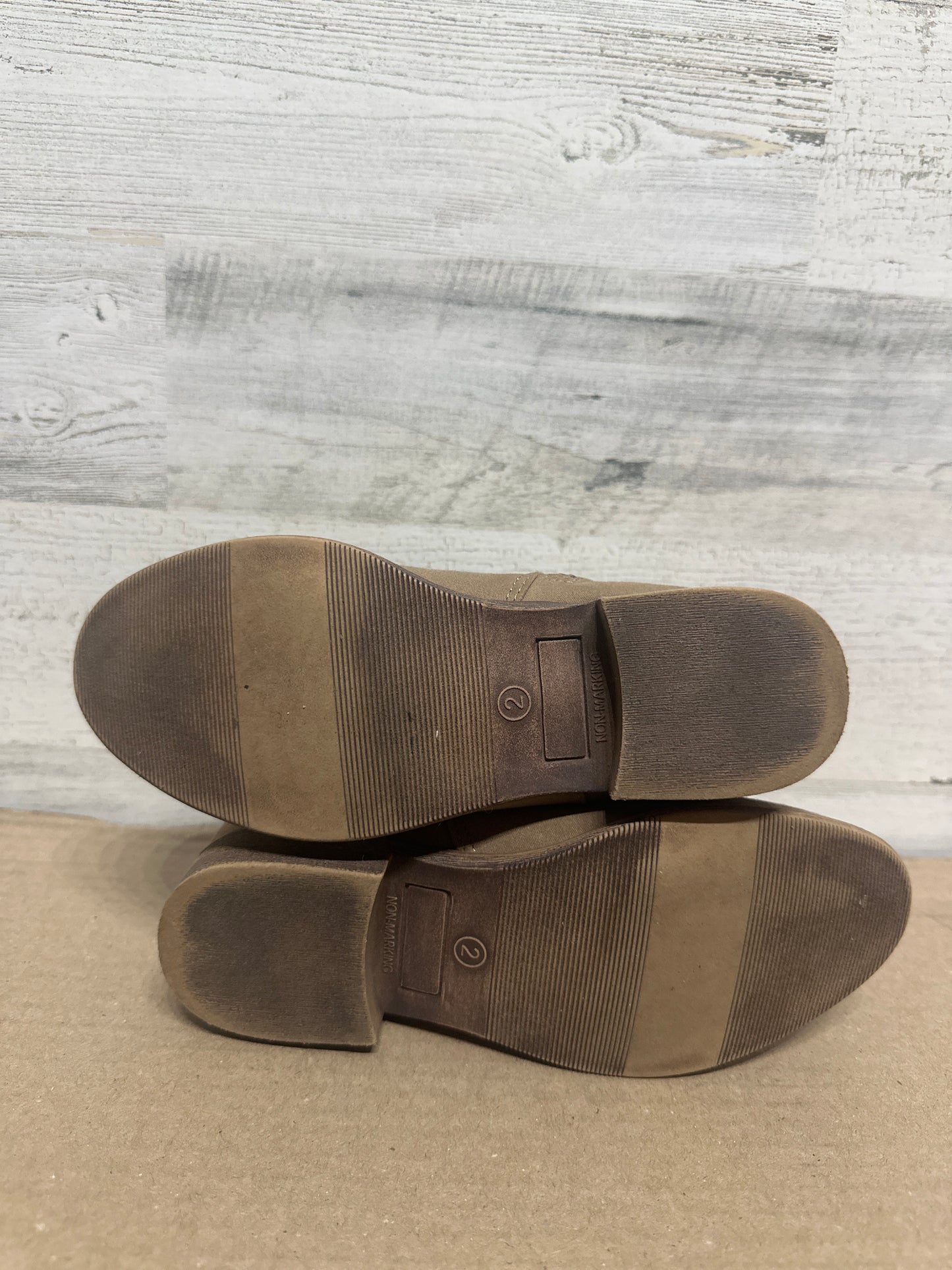 Size 2 (Youth) Kidpik Bow Boots - Very Good Used Condition