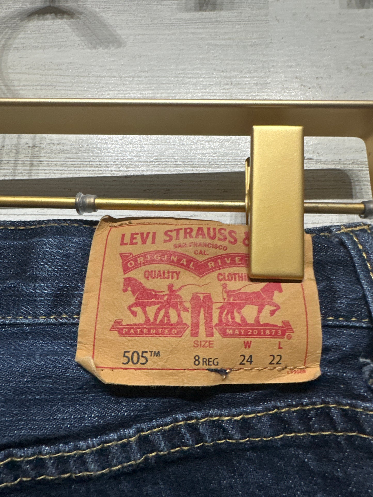 Boys Size 8 Regular Levi's 505 Regular Adjustable Waist Jeans - Very Good Used Condition