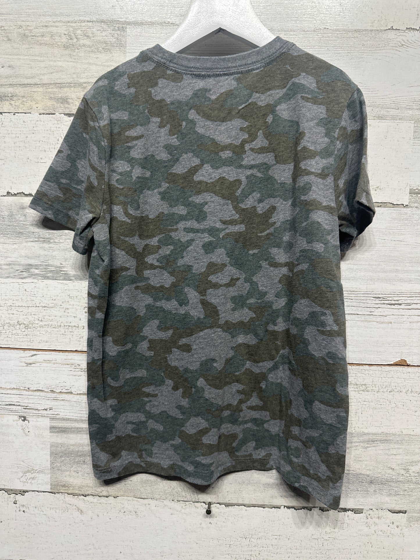 Boys Size 6/7 Cat & Jack Camo T-Shirt - Good Used Condition