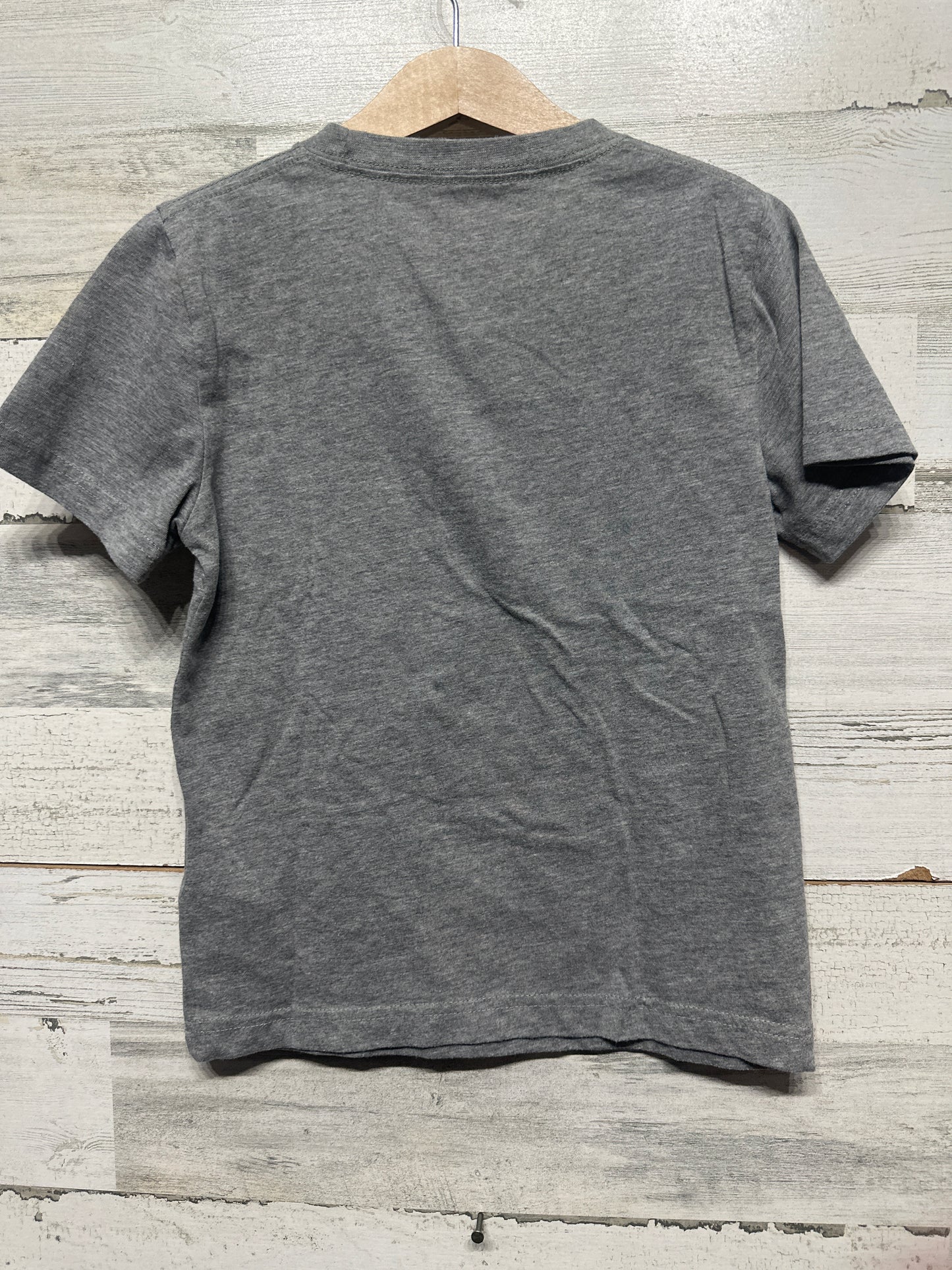 Boys Size 7 (Fits 6-7 Years) Nike Air Jordan Grey T-Shirt - Very Good Used Condition