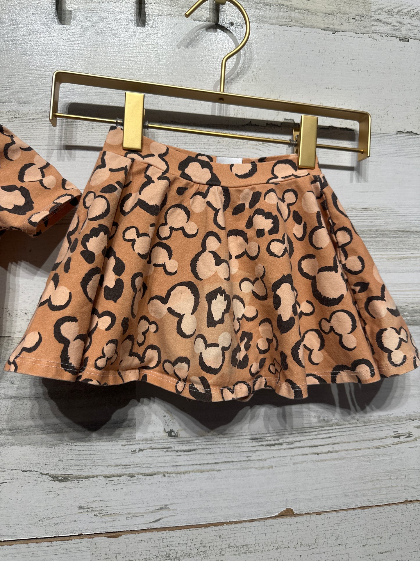 Size 5/6 Wild Rich Kids Leopard Mickey Crop Top/Skirt Set - Good Used Condition