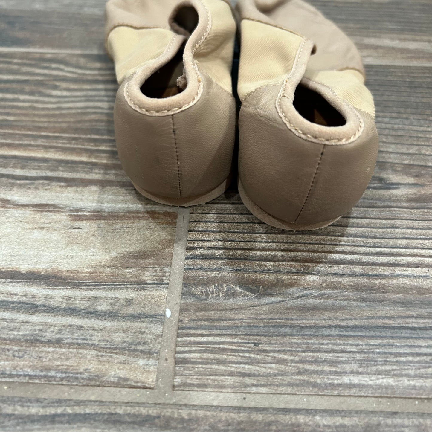 Girls Size 11/12 (Toddler) Bloch Tan Jazz Shoes - Good Used Condition