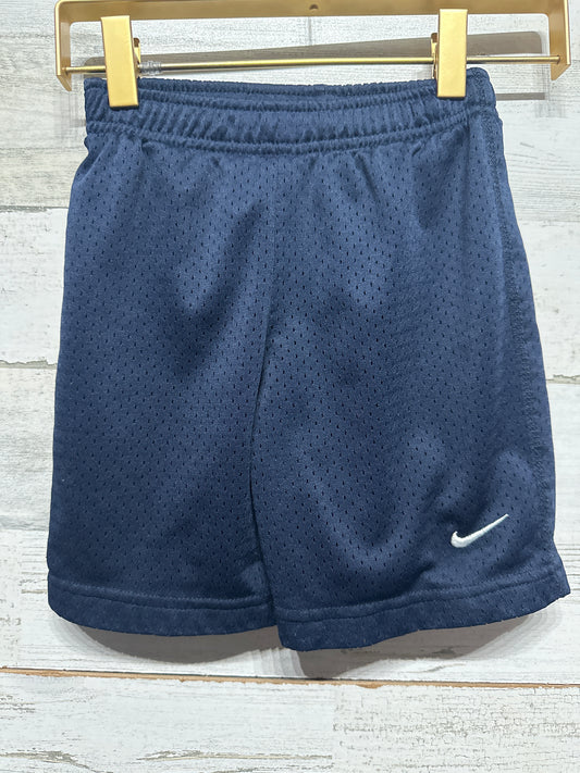 Boys 5 Nike Navy Blue Athletic Shorts - Very Good Used Condition
